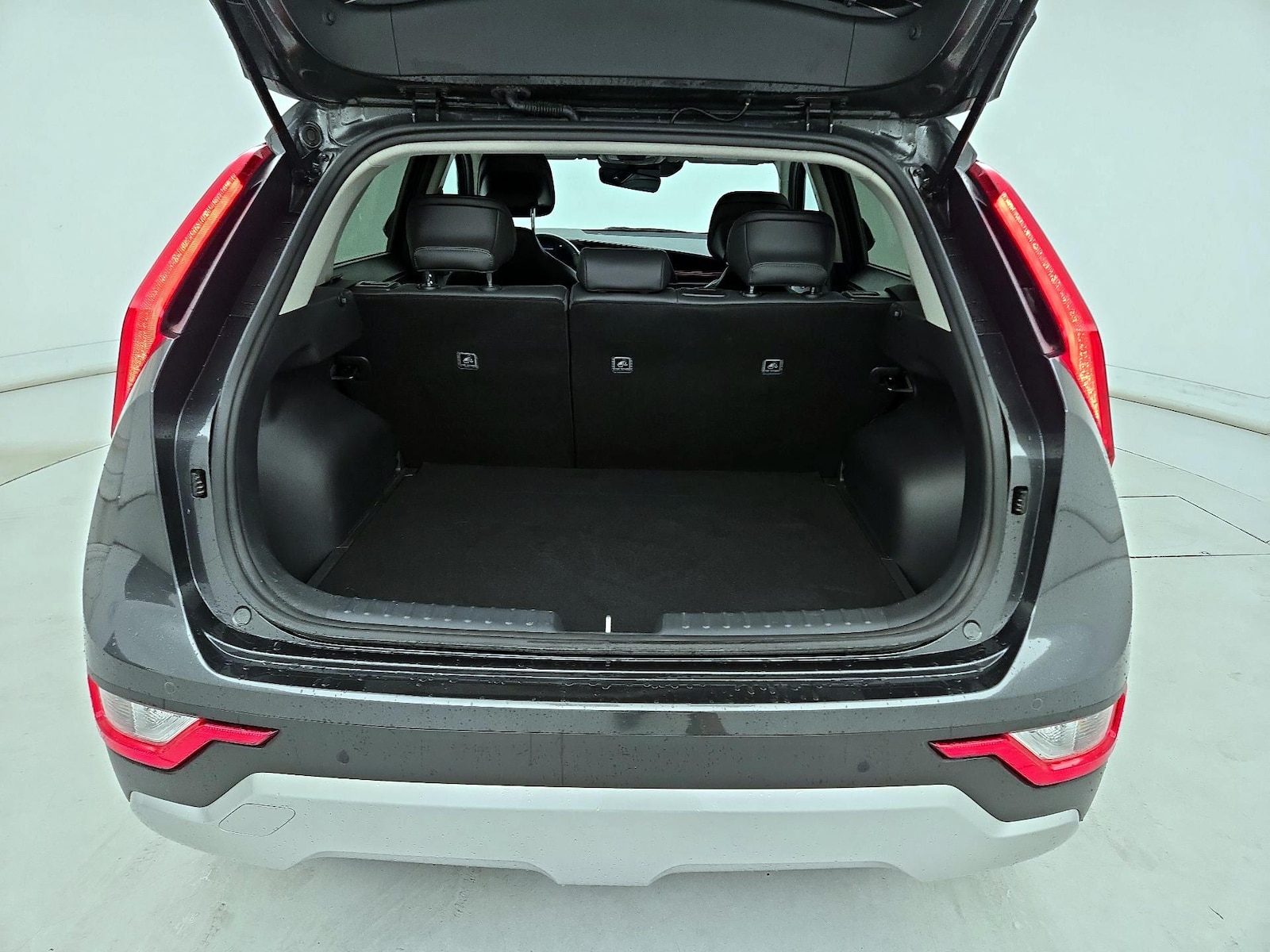 2024 Kia Niro EX - Photo 22