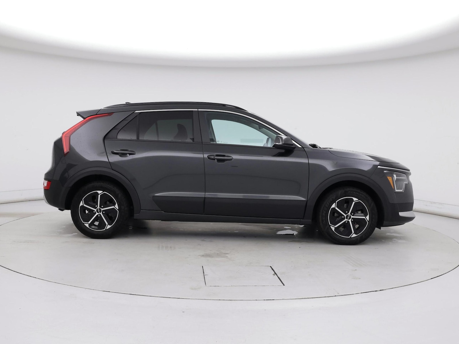 2024 Kia Niro EX - Photo 8