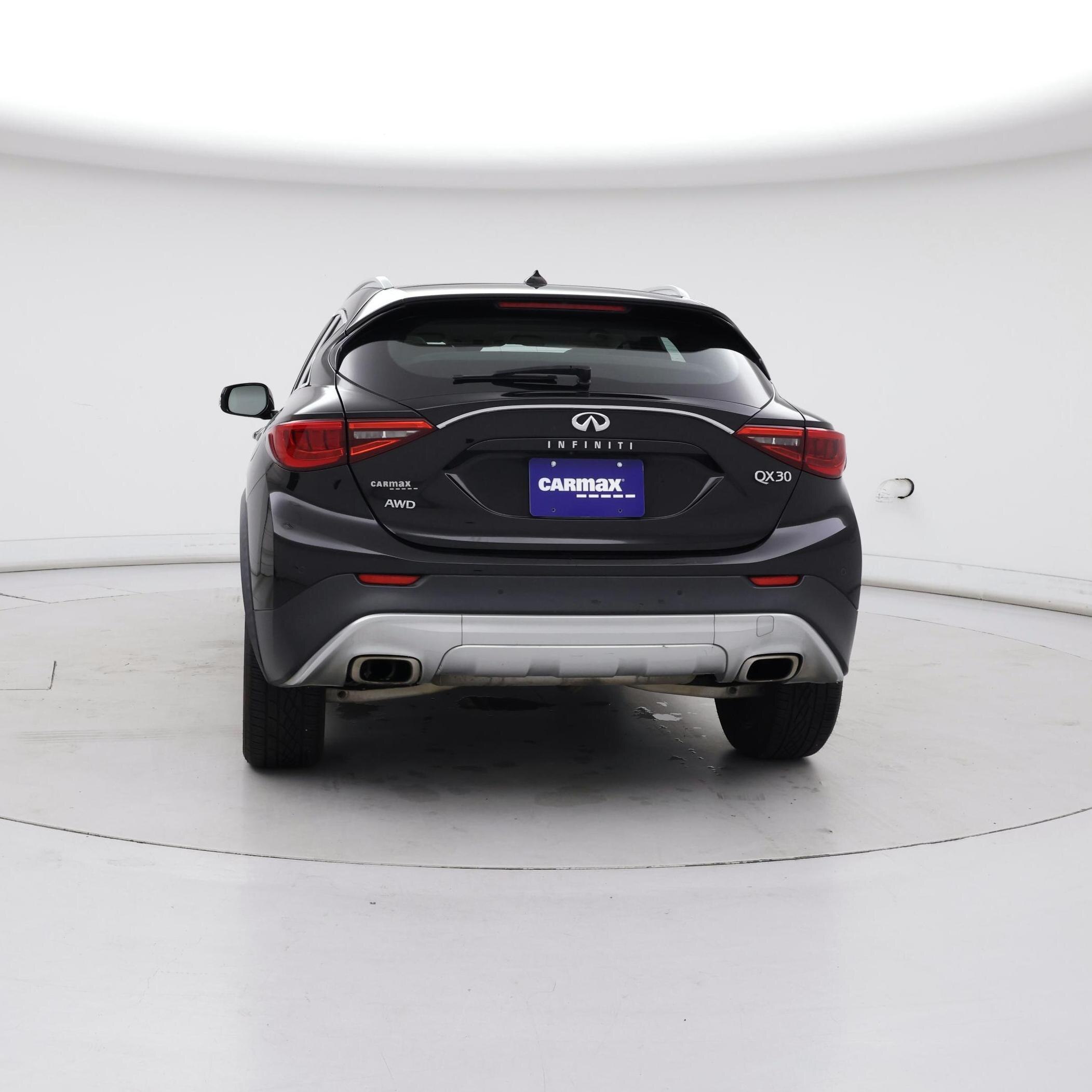 Thumbnail: 2017 INFINITI QX30 - 6