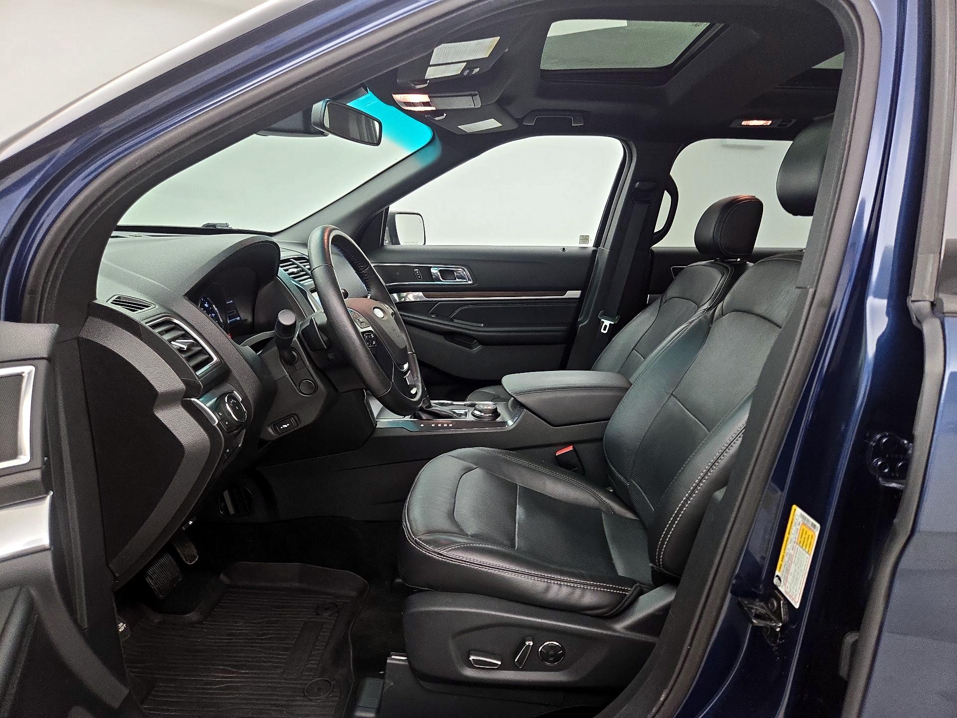 Thumbnail: 2017 Ford Explorer - 11