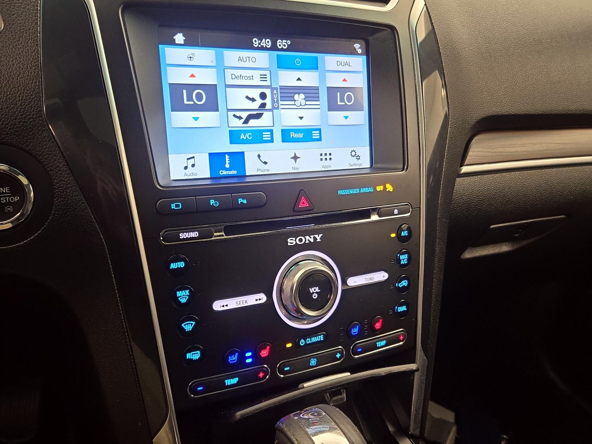 Thumbnail: 2017 Ford Explorer - 17
