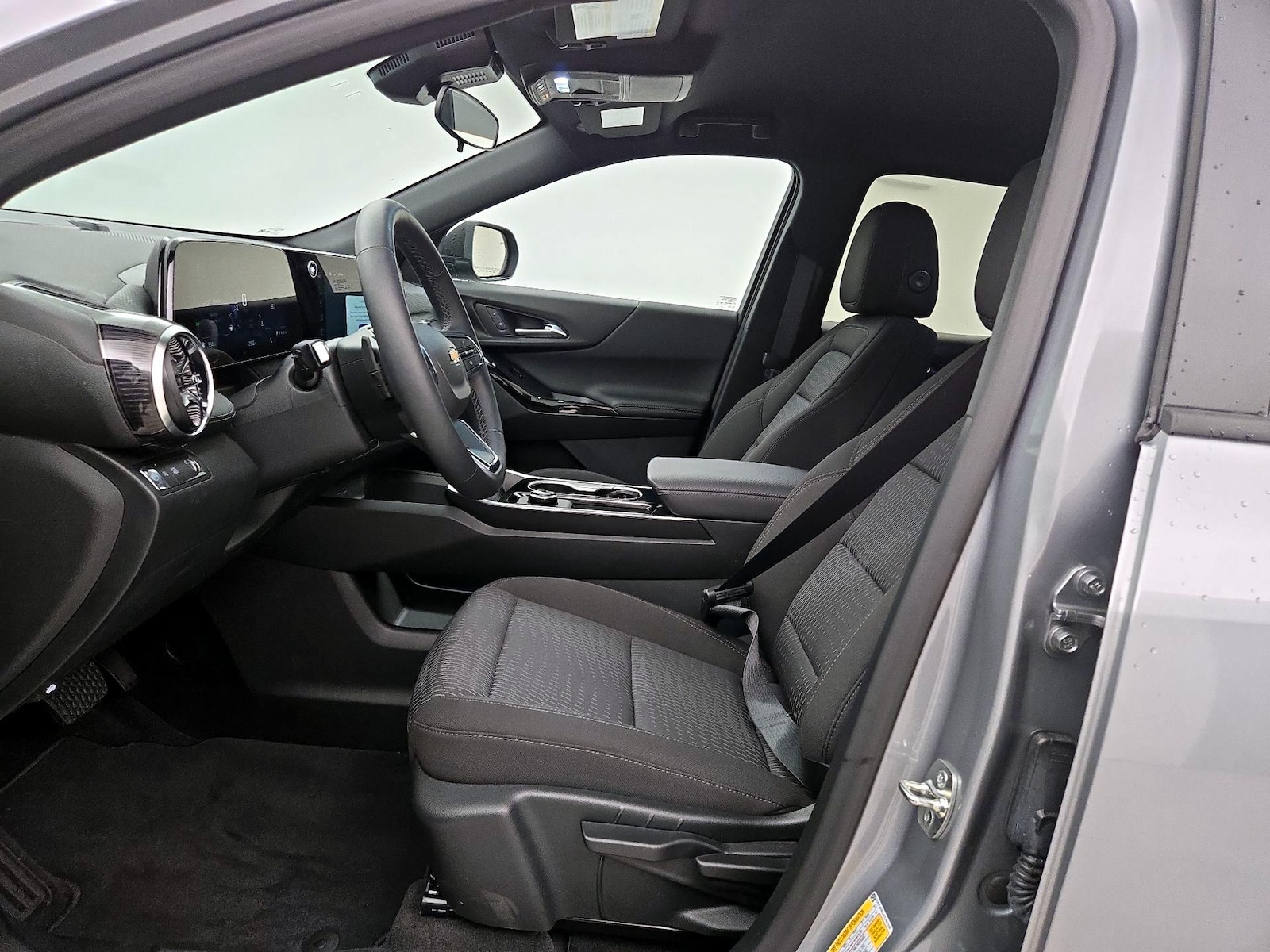 2026 Chevrolet Equinox LT - Photo 12