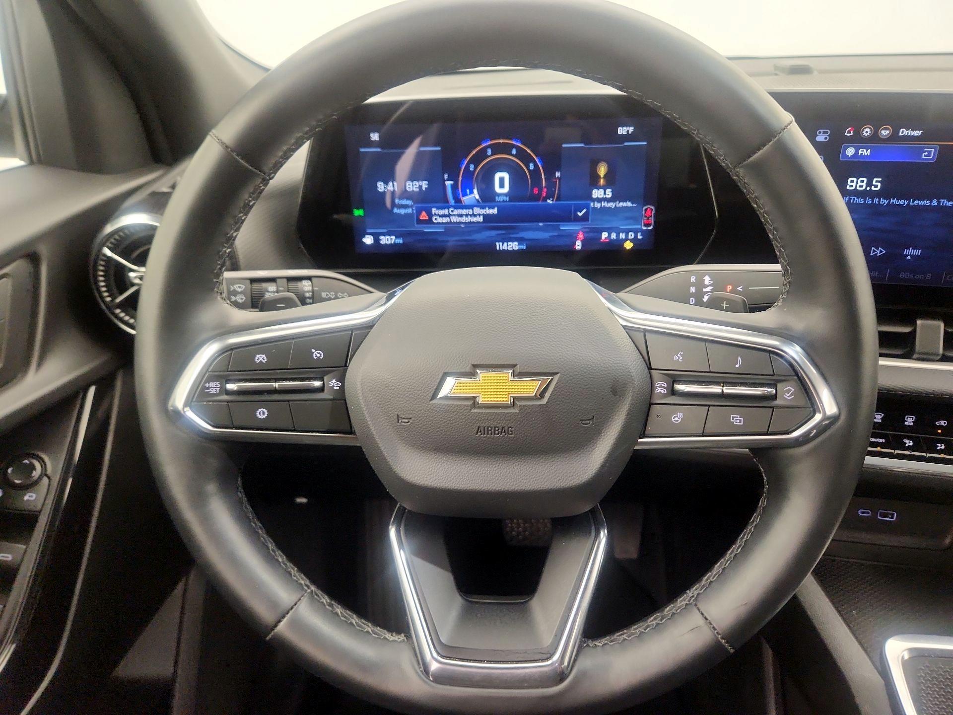 Thumbnail: 2026 Chevrolet Equinox - 10