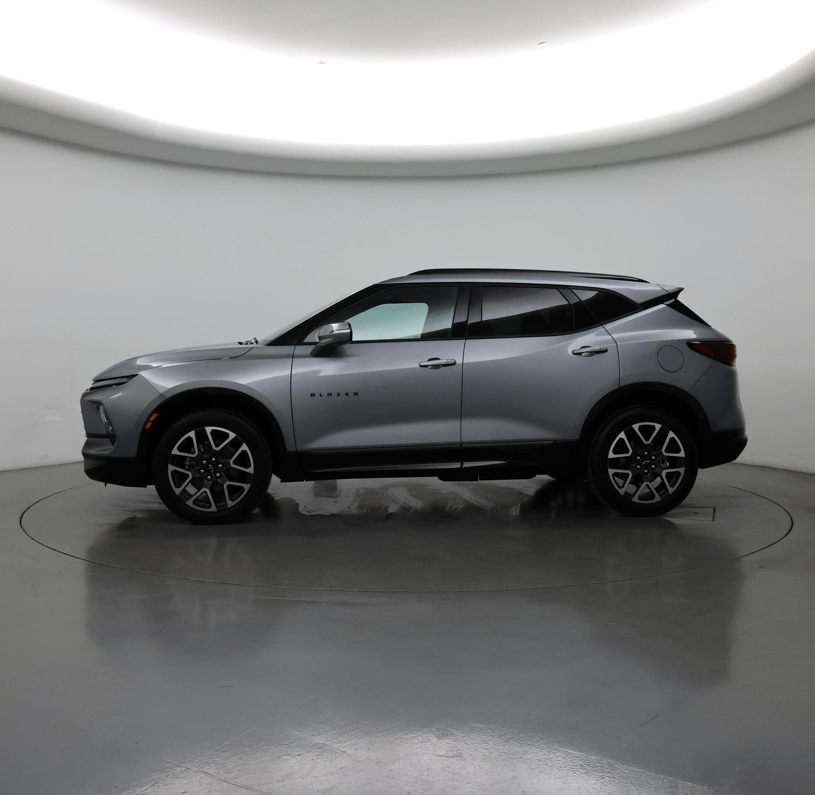 Thumbnail: 2025 Chevrolet Blazer - 3