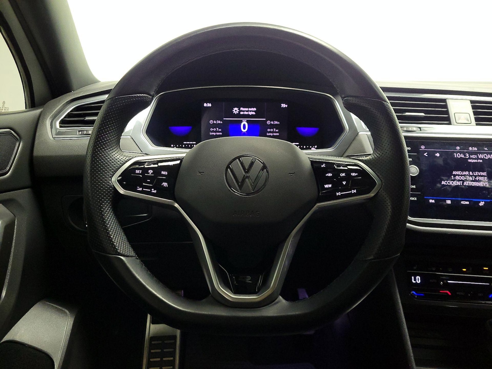 2023 Volkswagen Tiguan SE R-LINE BLACK - Photo 11