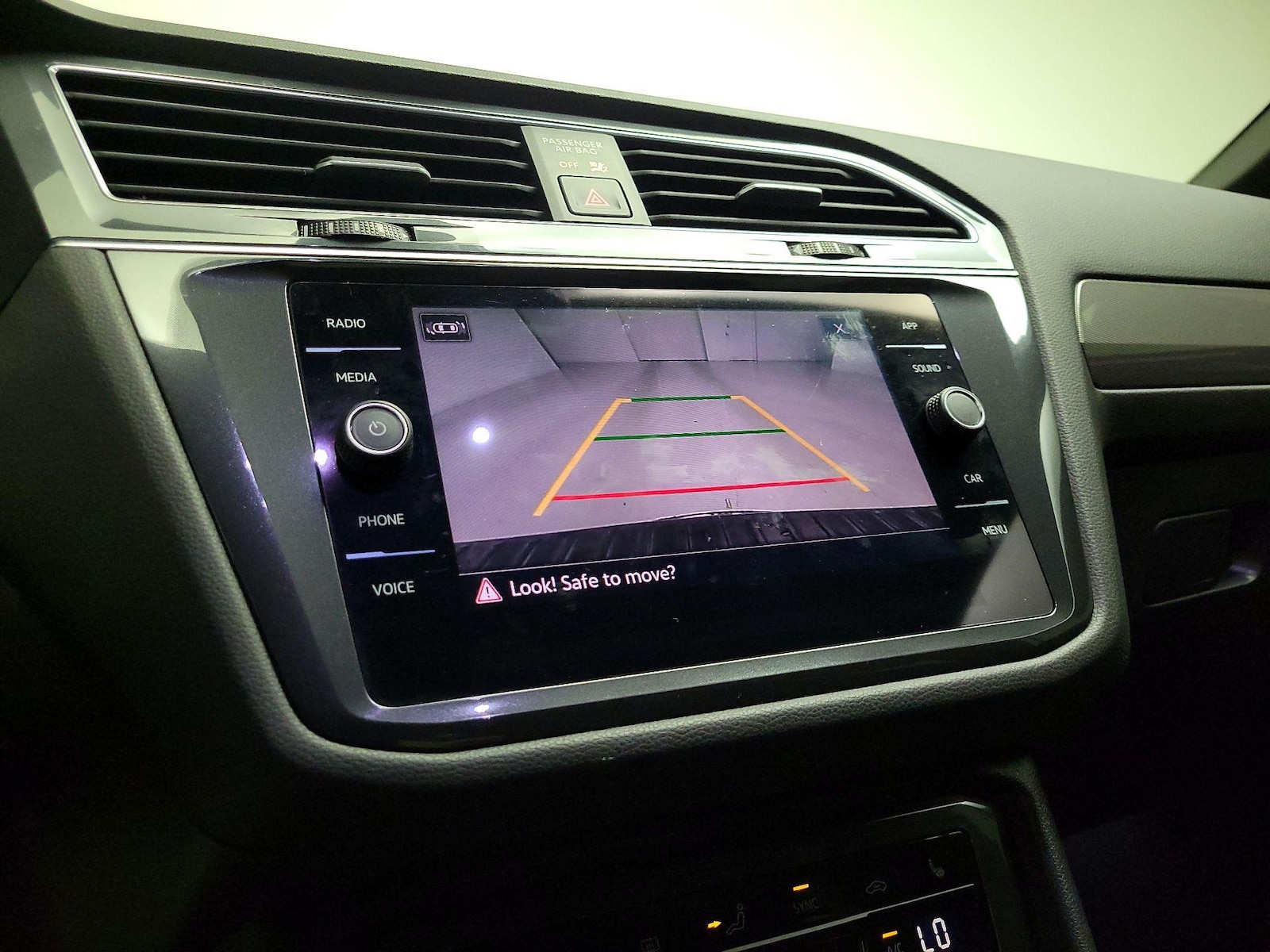 2023 Volkswagen Tiguan SE R-LINE BLACK - Photo 15
