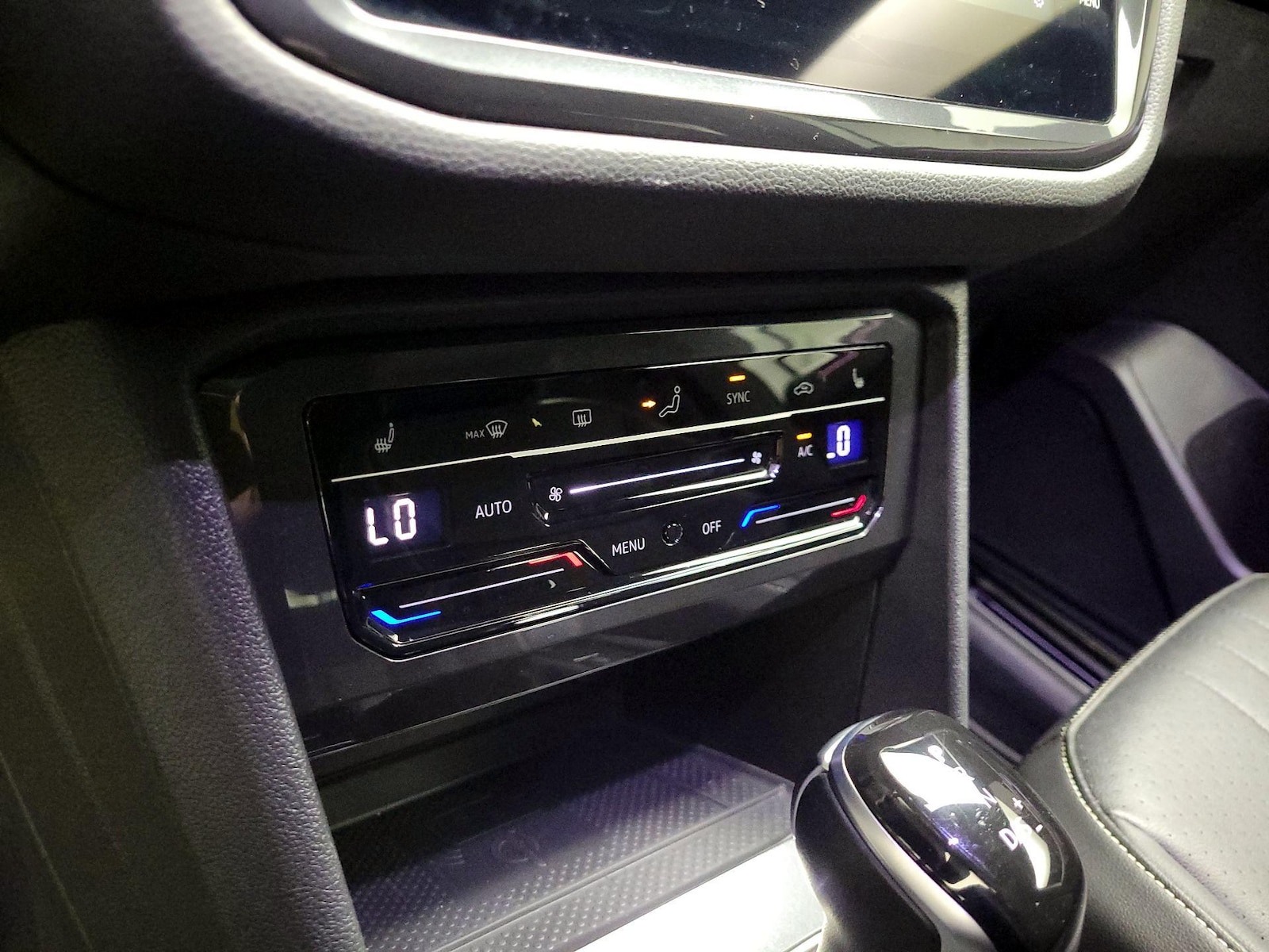 2023 Volkswagen Tiguan SE R-LINE BLACK - Photo 17