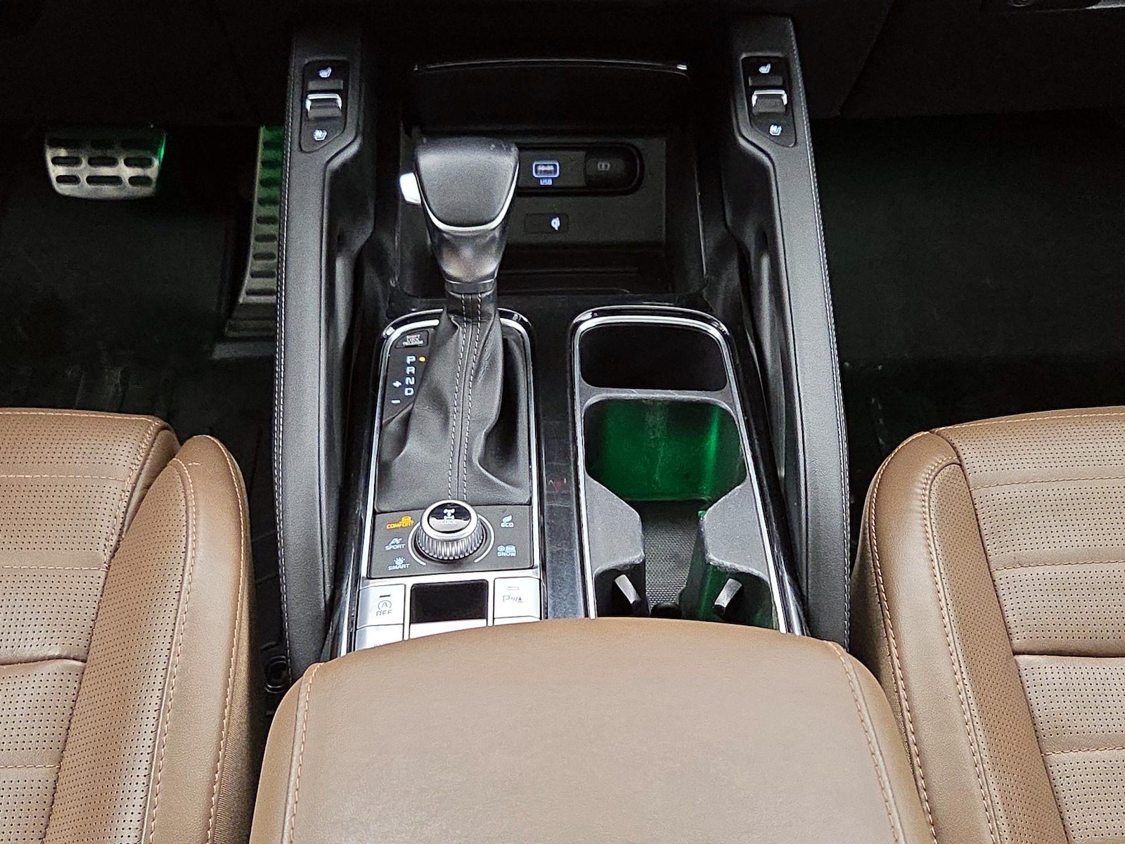 2021 Kia Telluride SX - Photo 19