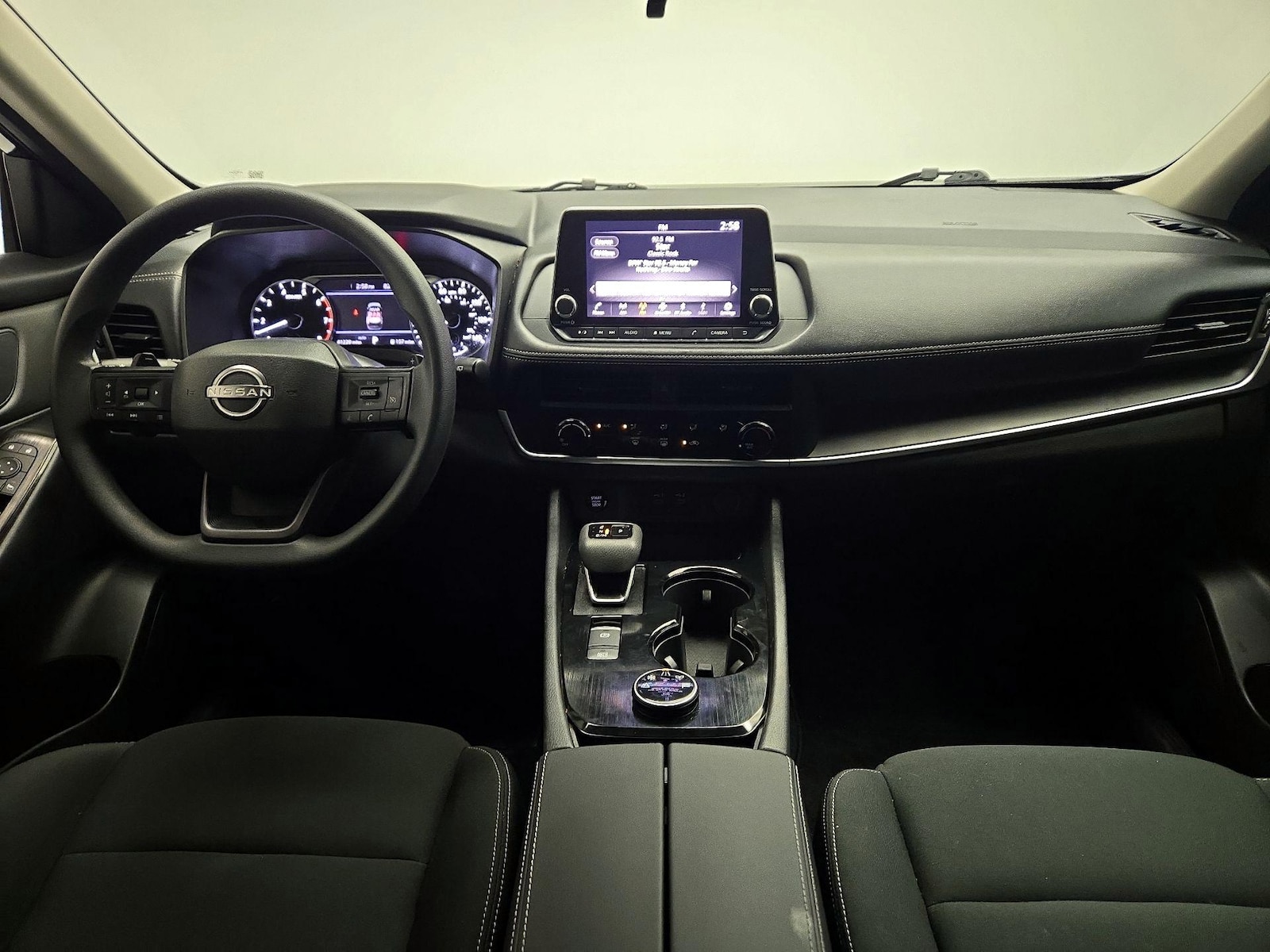 2025 Nissan Rogue S - Photo 8