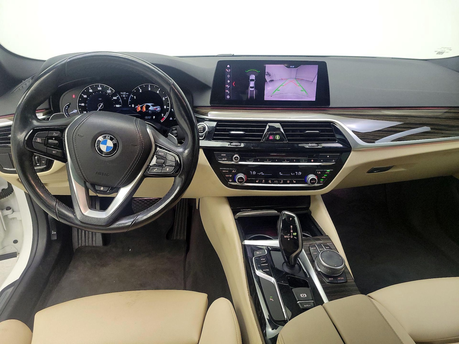 2019 BMW 5 Series 530i - Photo 10