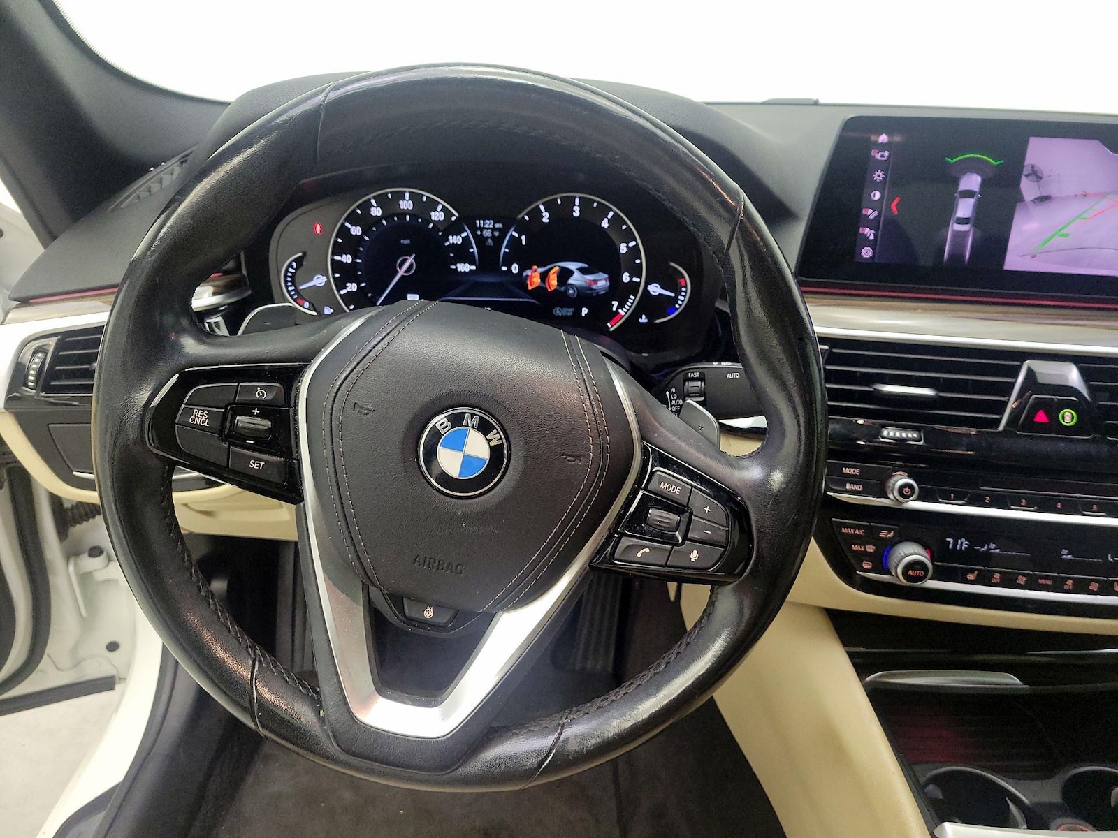 2019 BMW 5 Series 530i - Photo 11