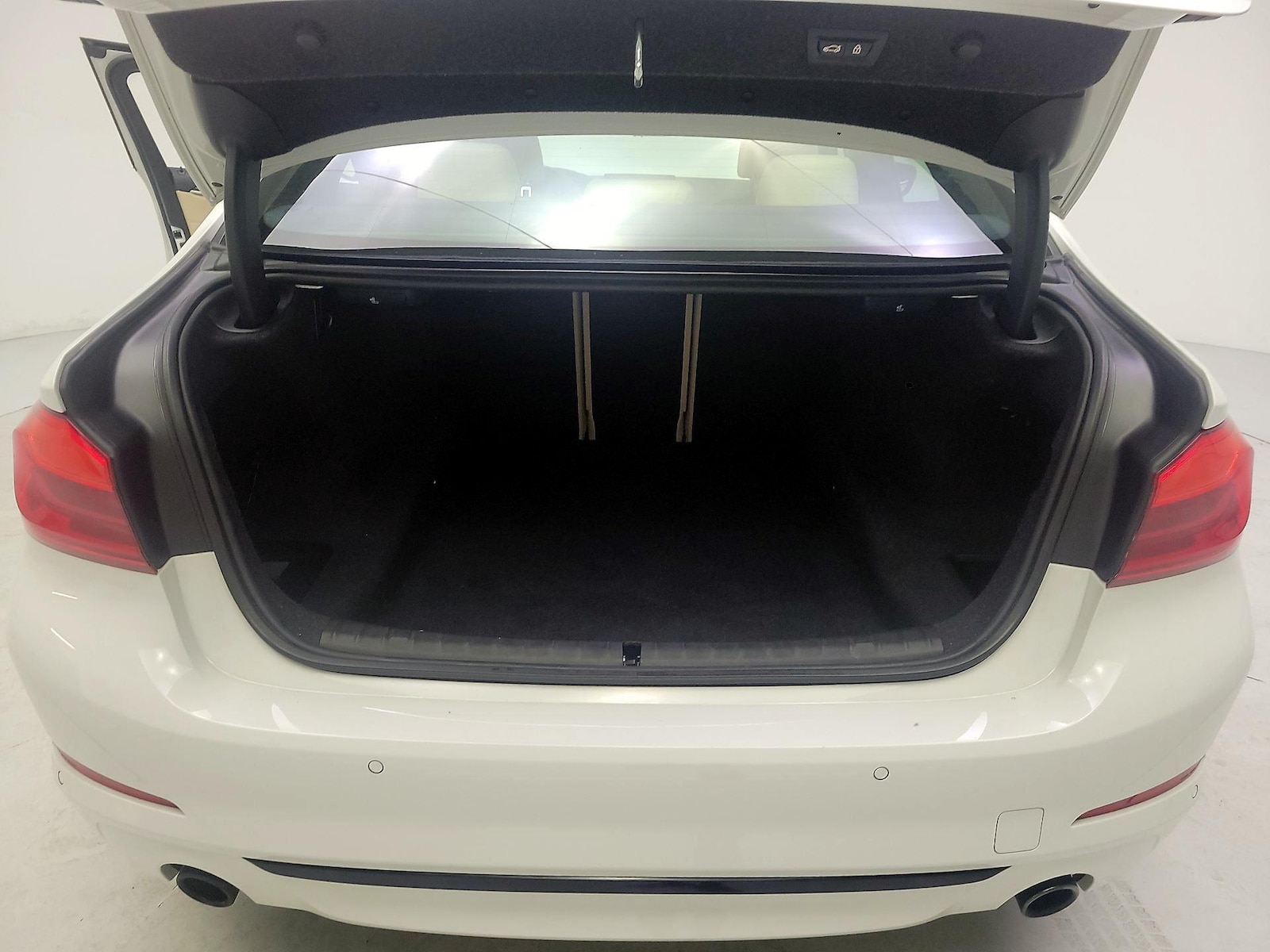 2019 BMW 5 Series 530i - Photo 22