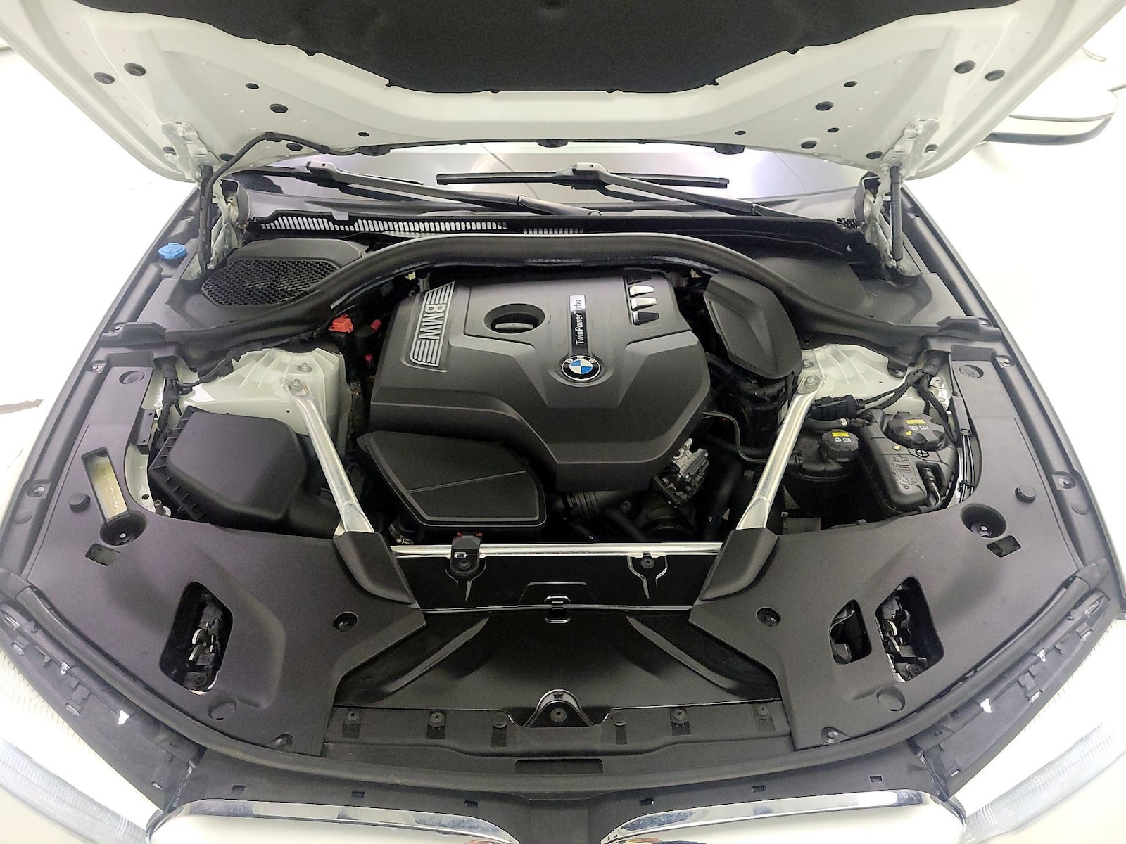 2019 BMW 5 Series 530i - Photo 23