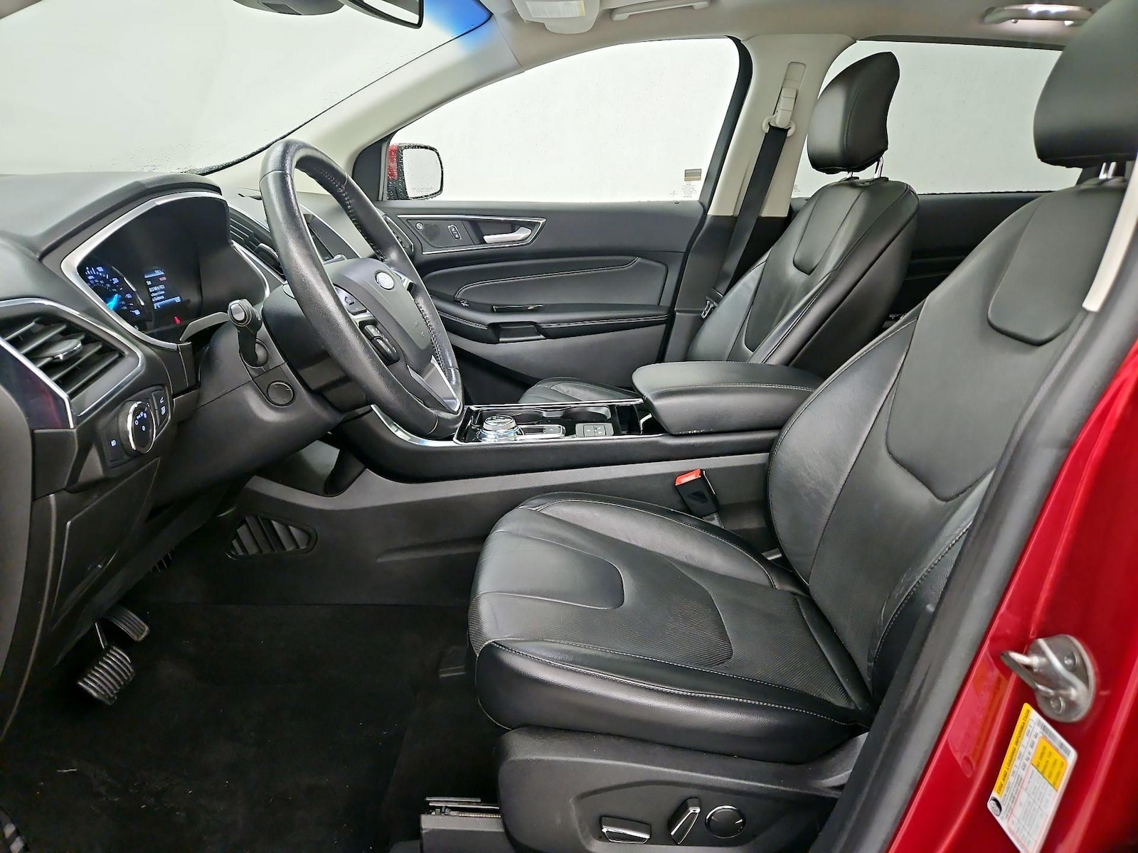 2019 Ford Edge Titanium - Photo 12