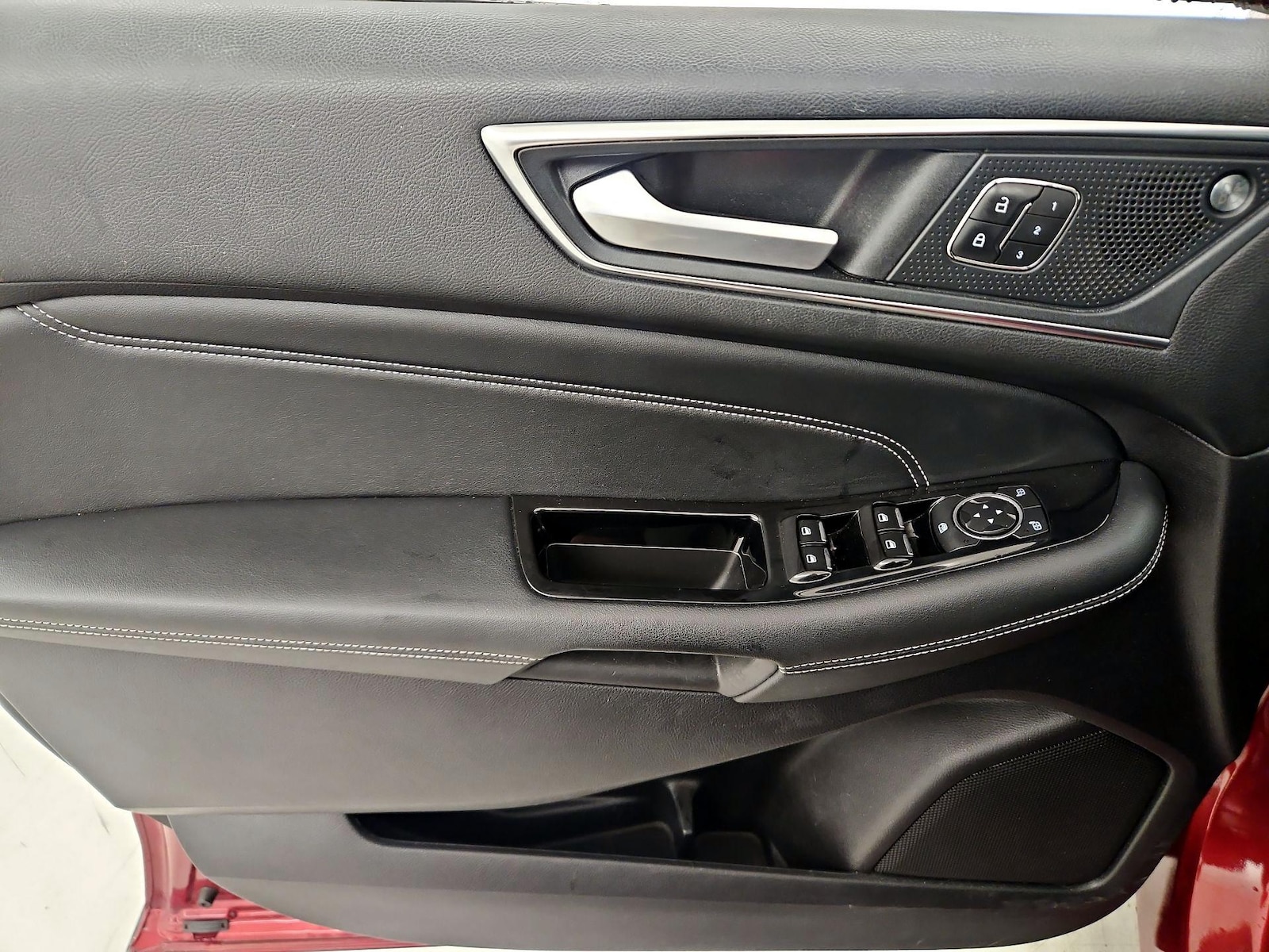 2019 Ford Edge Titanium - Photo 13