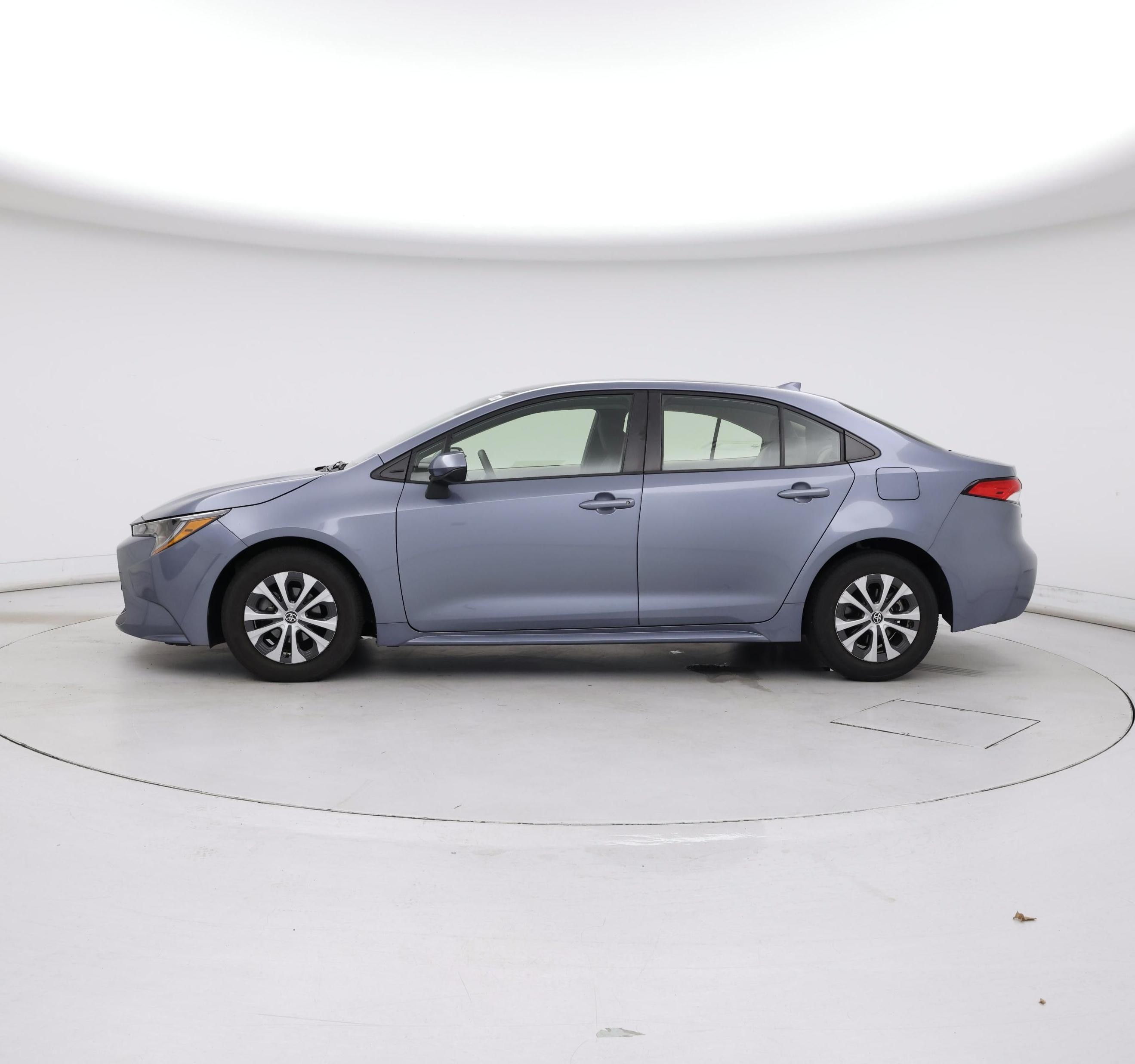 Thumbnail: 2022 Toyota Corolla - 3