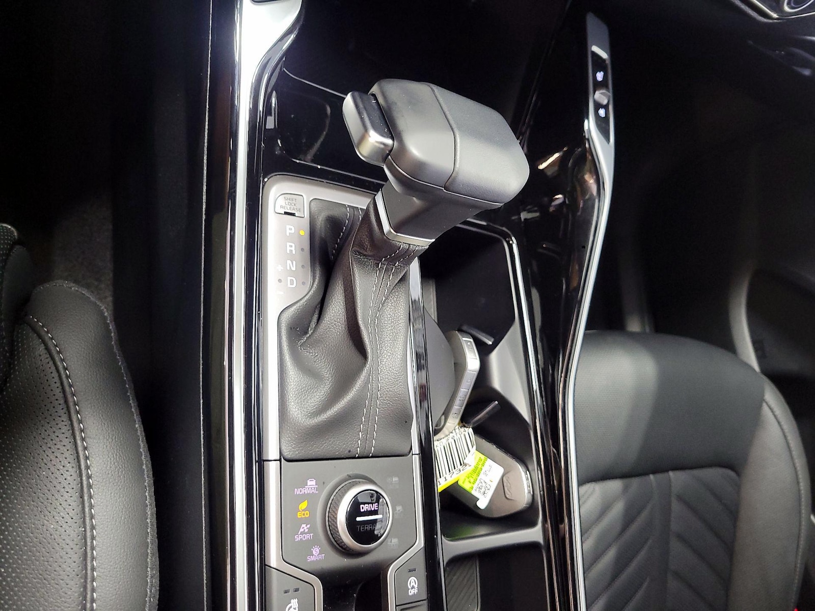 2026 Kia Sorento X-Line SX Prestige - Photo 19