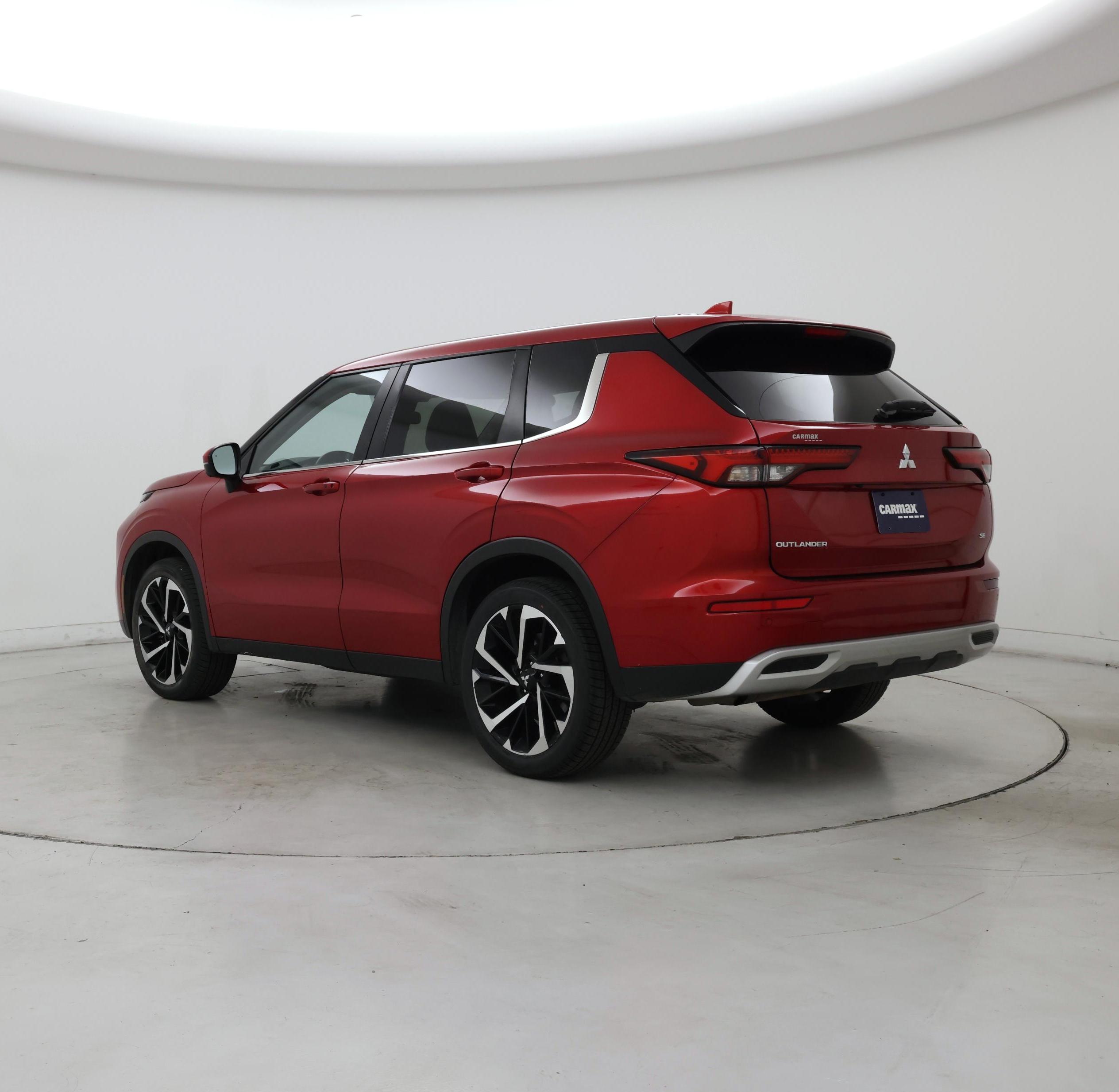 Thumbnail: 2024 Mitsubishi Outlander - 2