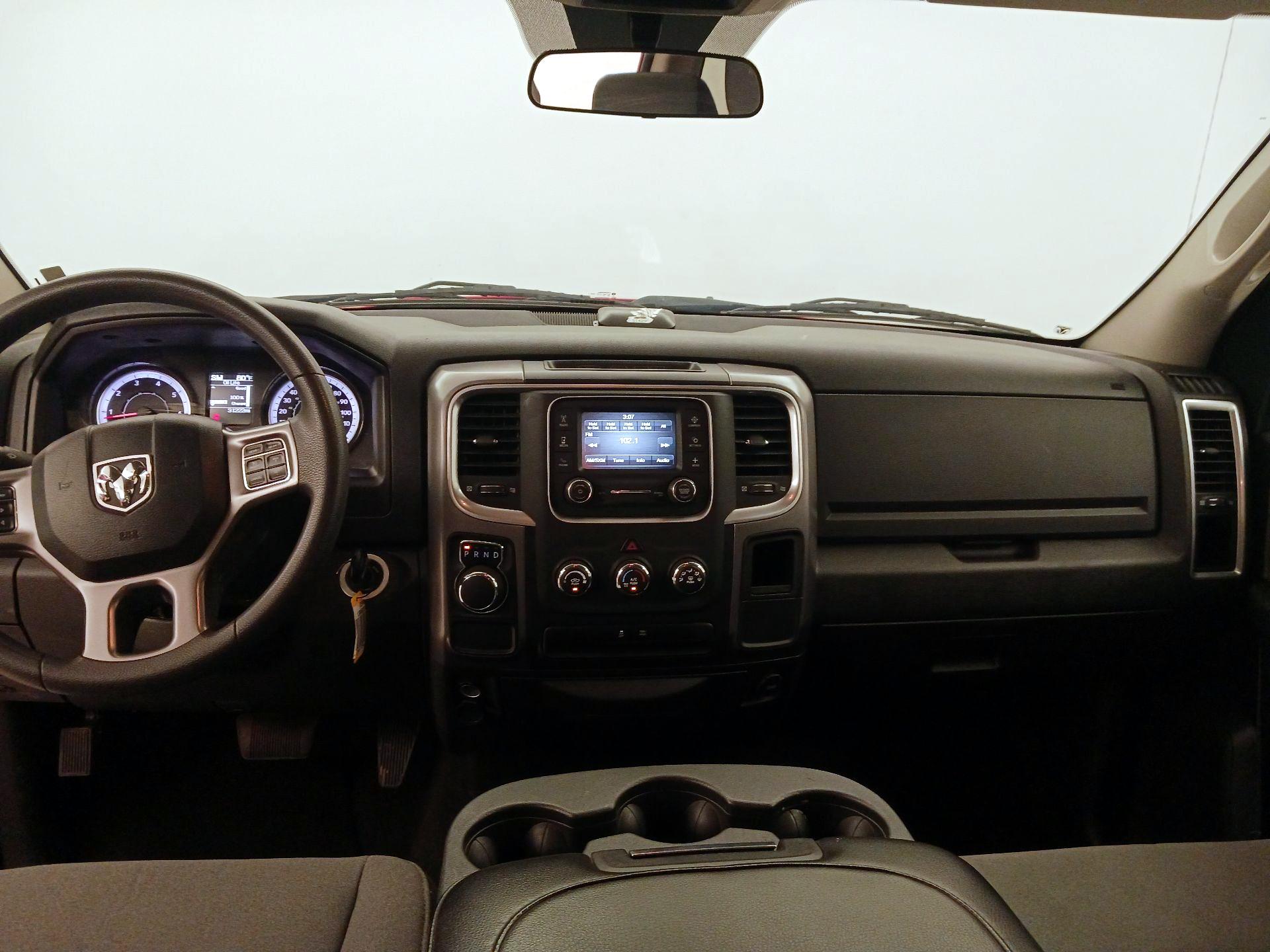 Thumbnail: 2024 RAM 1500 Classic - 9