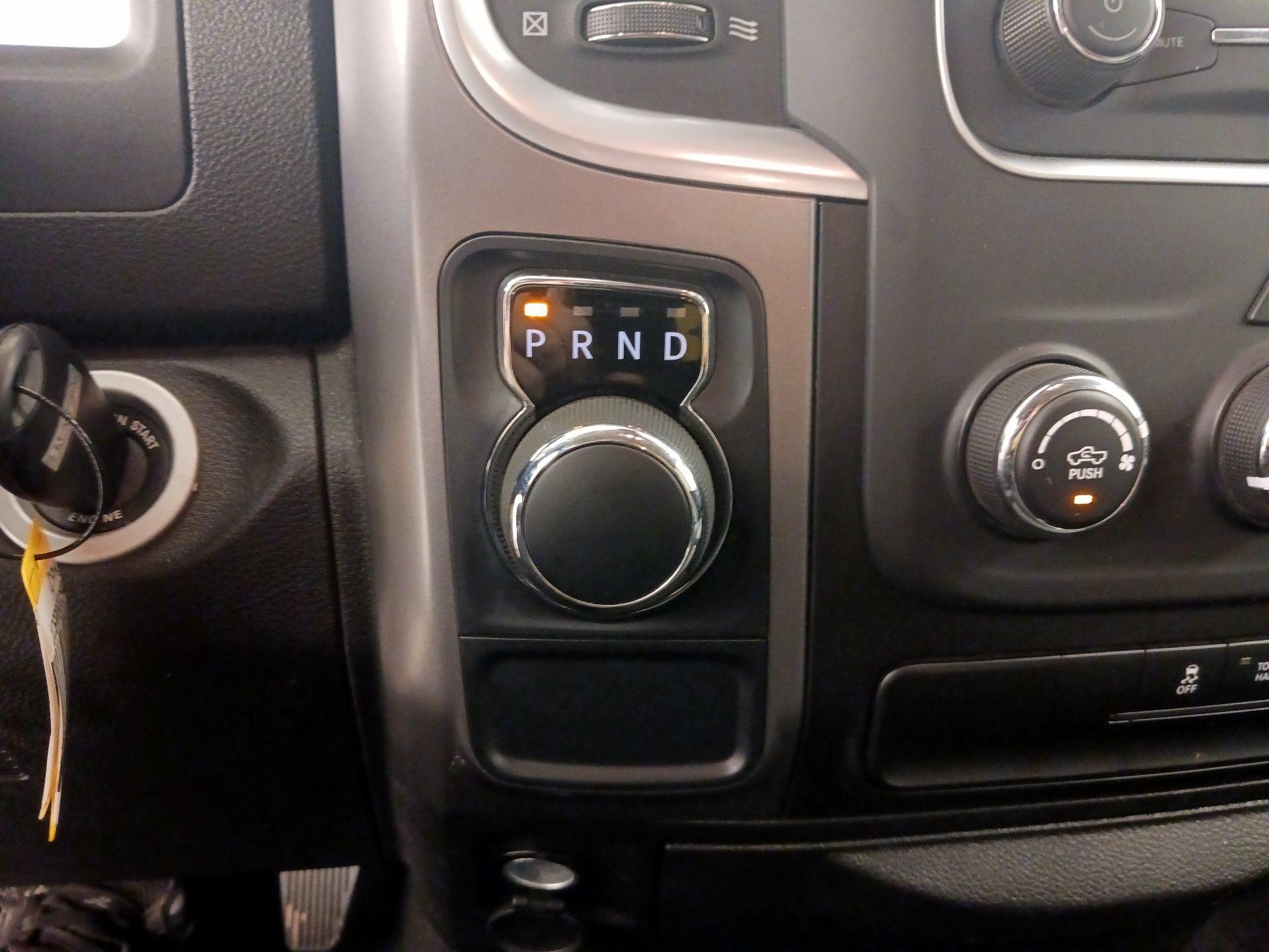 Thumbnail: 2024 RAM 1500 Classic - 17