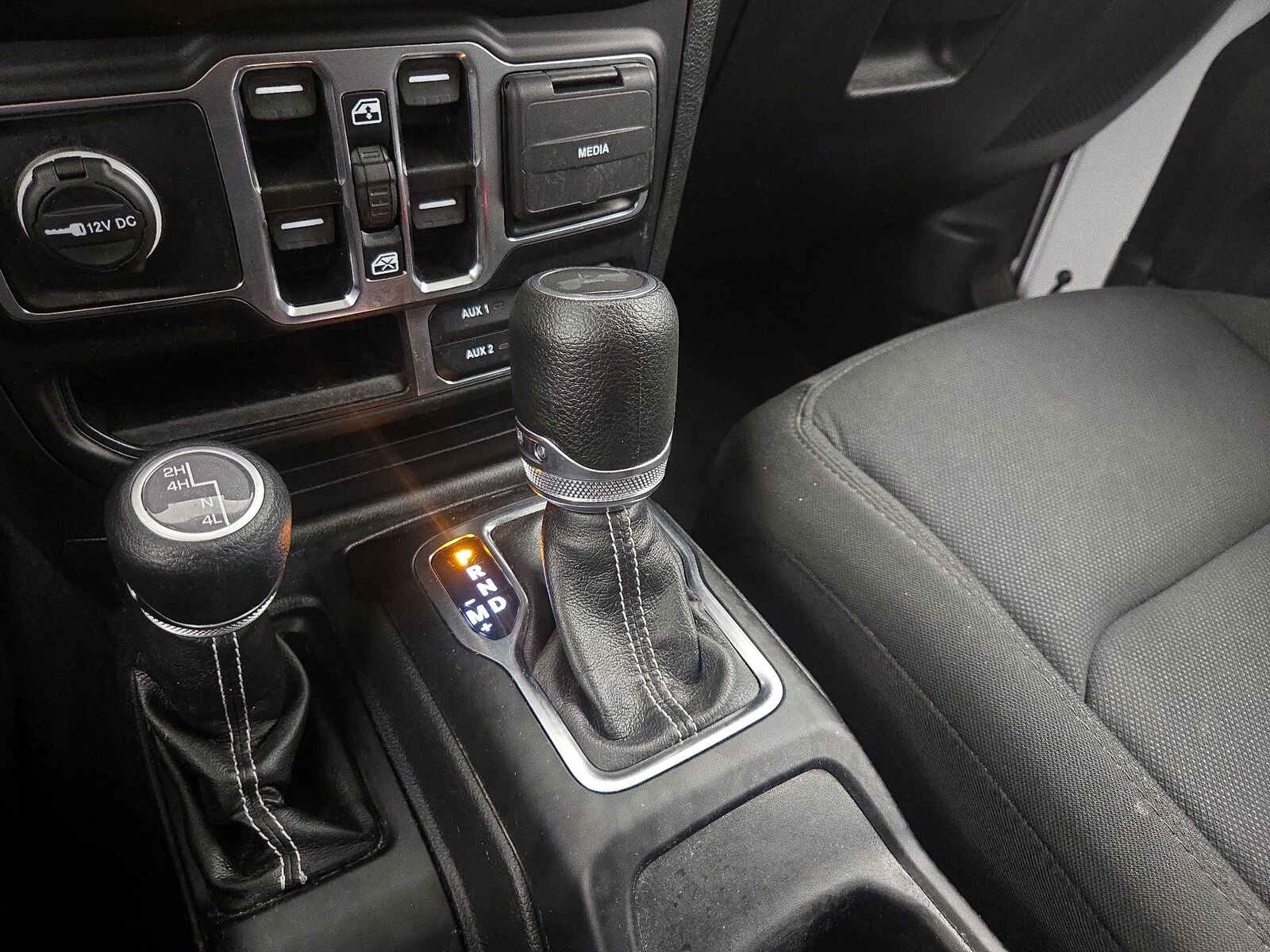 2022 Jeep Wrangler Unlimited Sahara - Photo 19