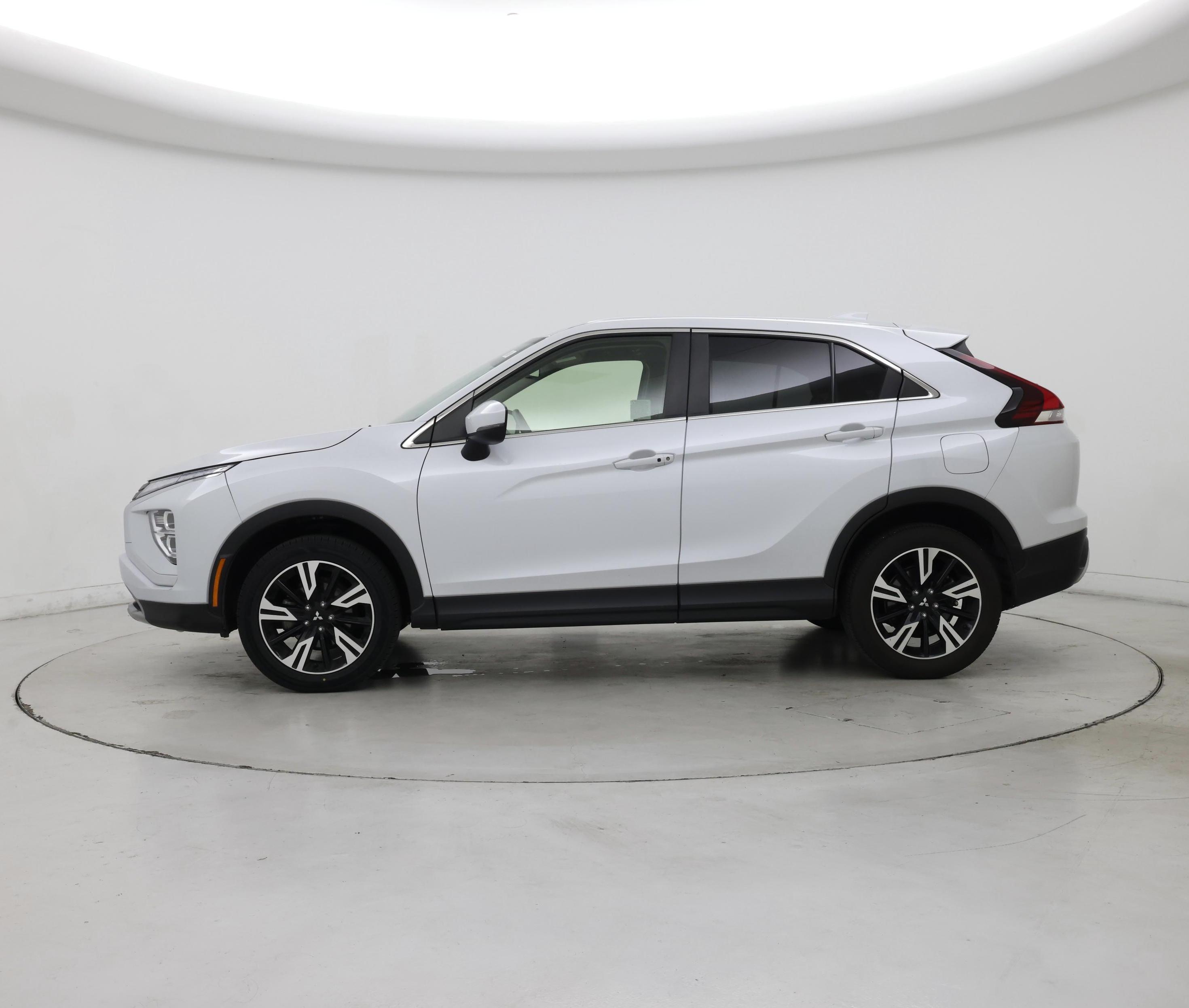 Thumbnail: 2024 Mitsubishi Eclipse Cross - 3