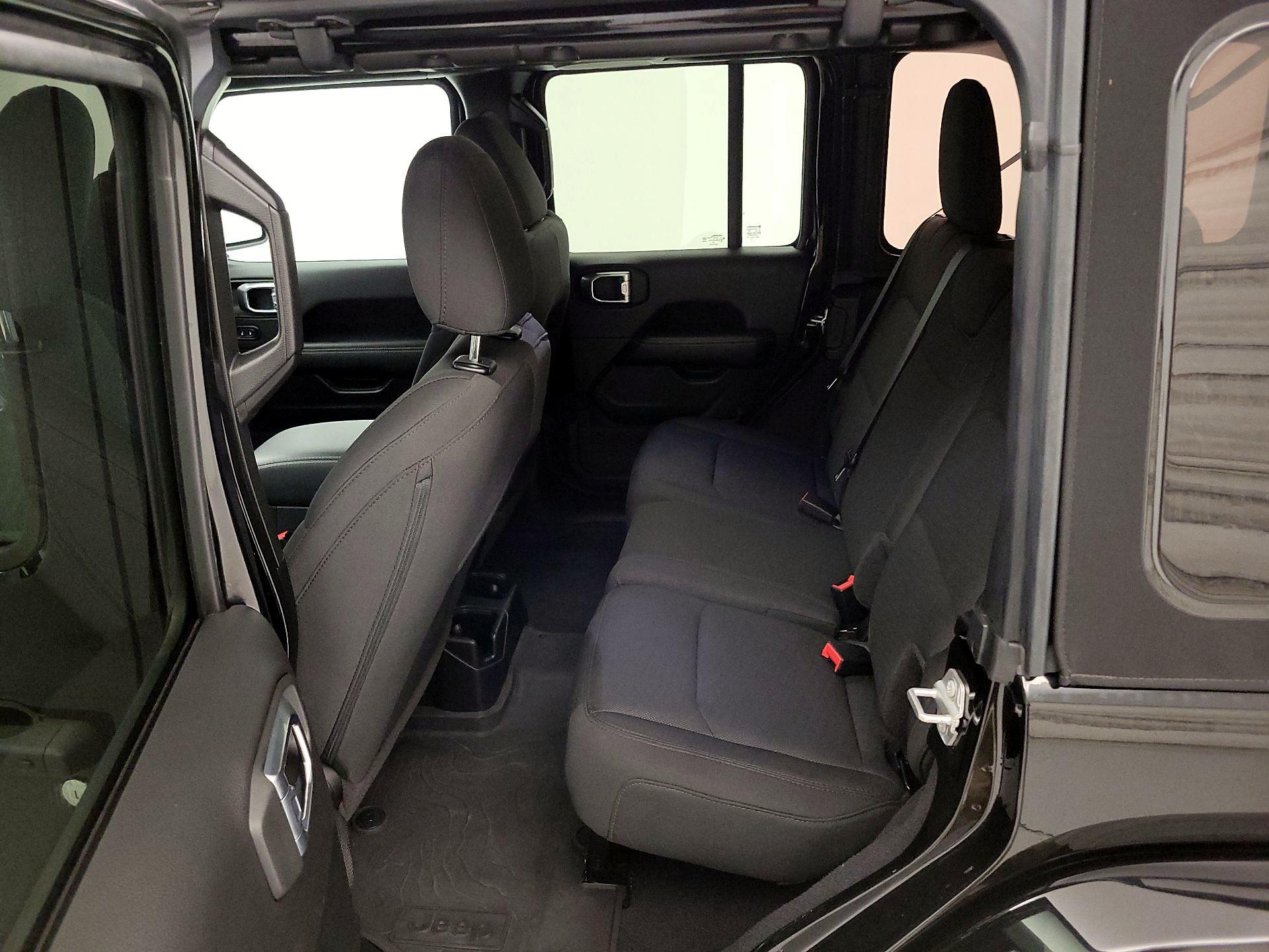 Thumbnail: 2023 Jeep Wrangler - 20