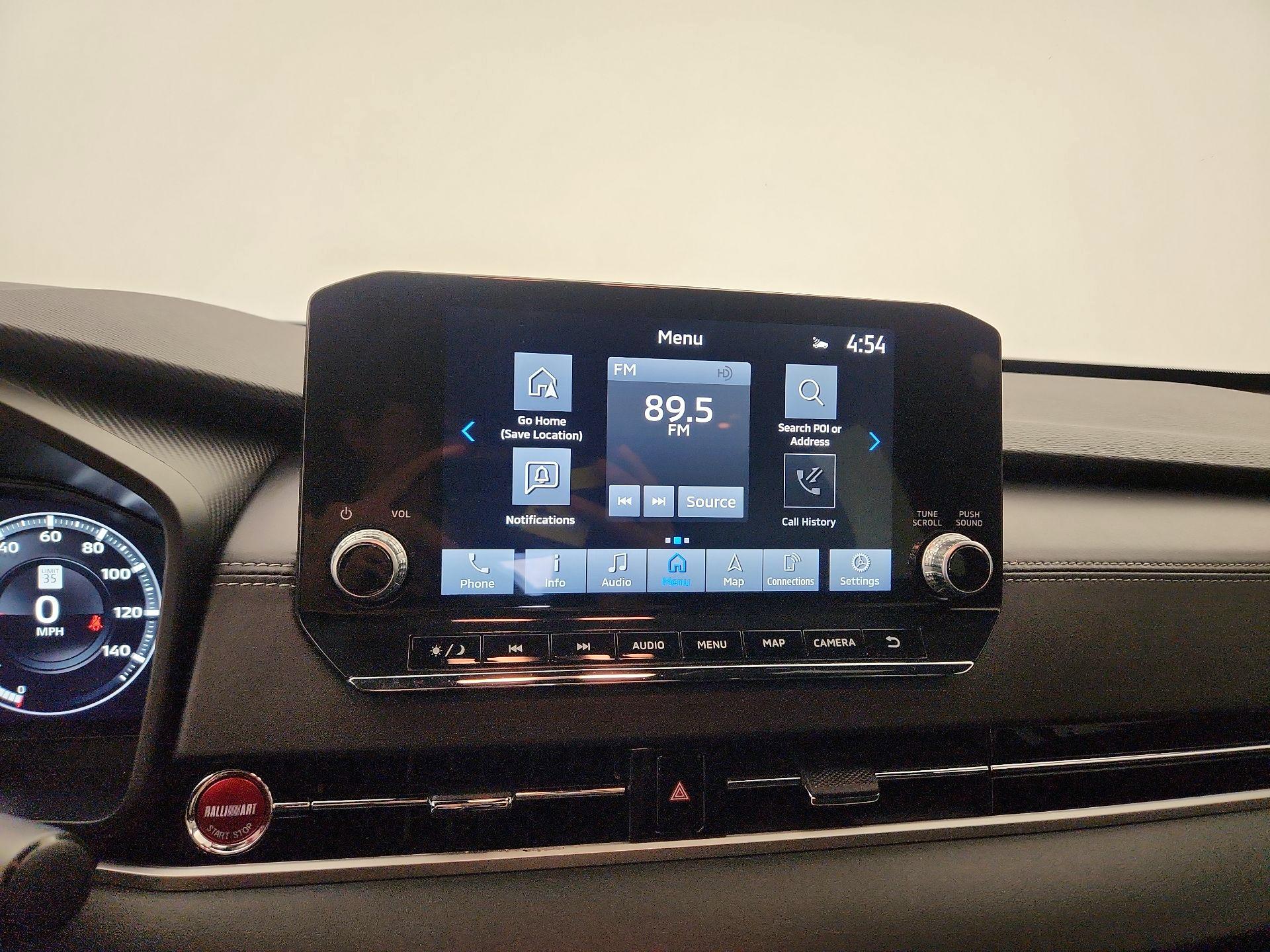 Thumbnail: 2024 Mitsubishi Outlander - 14