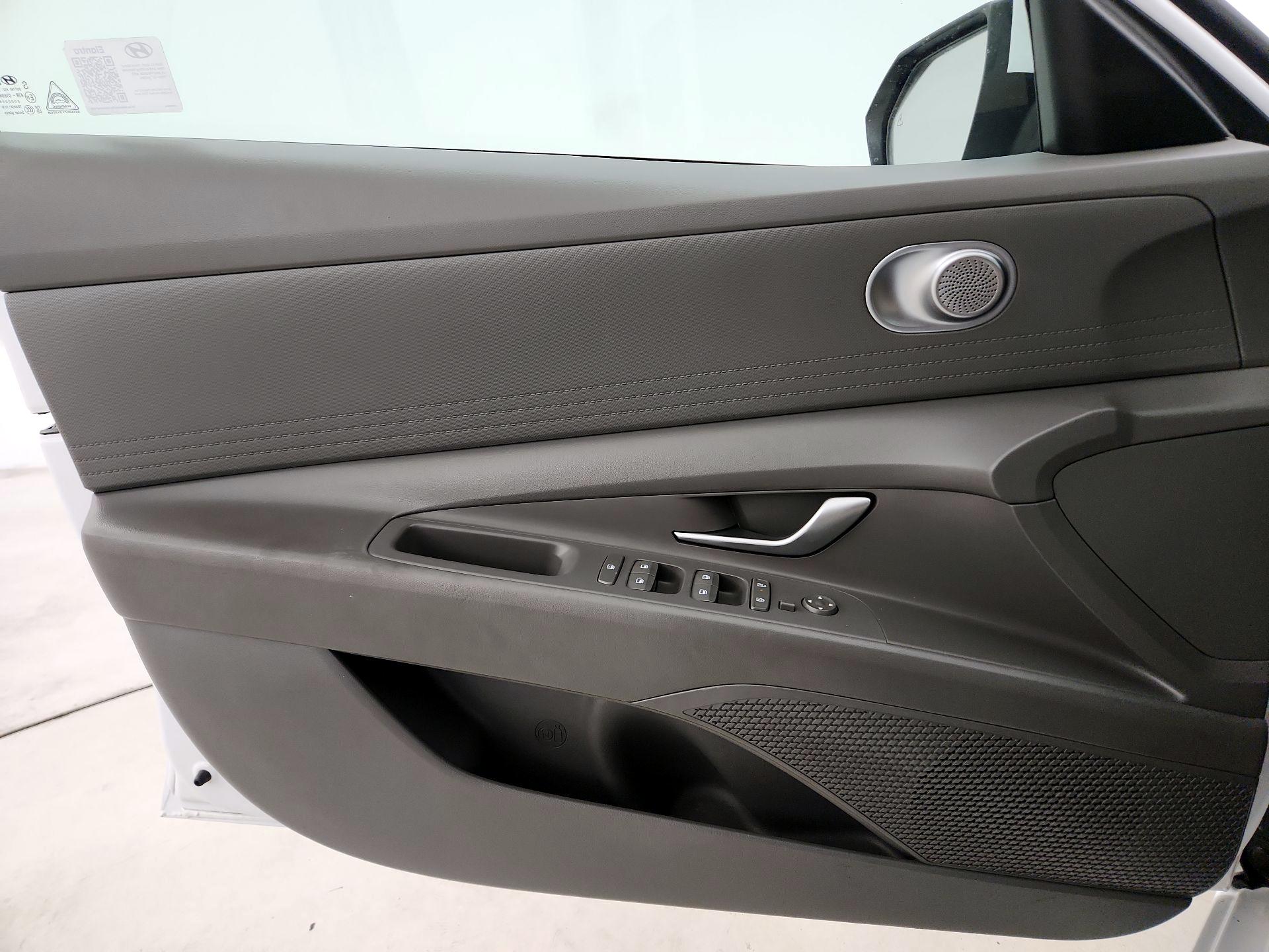 Thumbnail: 2024 Hyundai Elantra - 12
