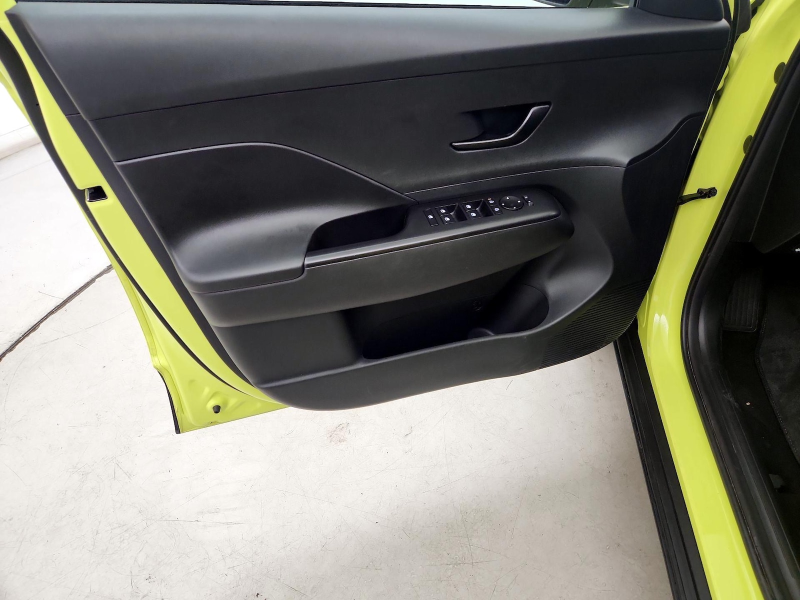 2024 Hyundai Kona SEL - Photo 11