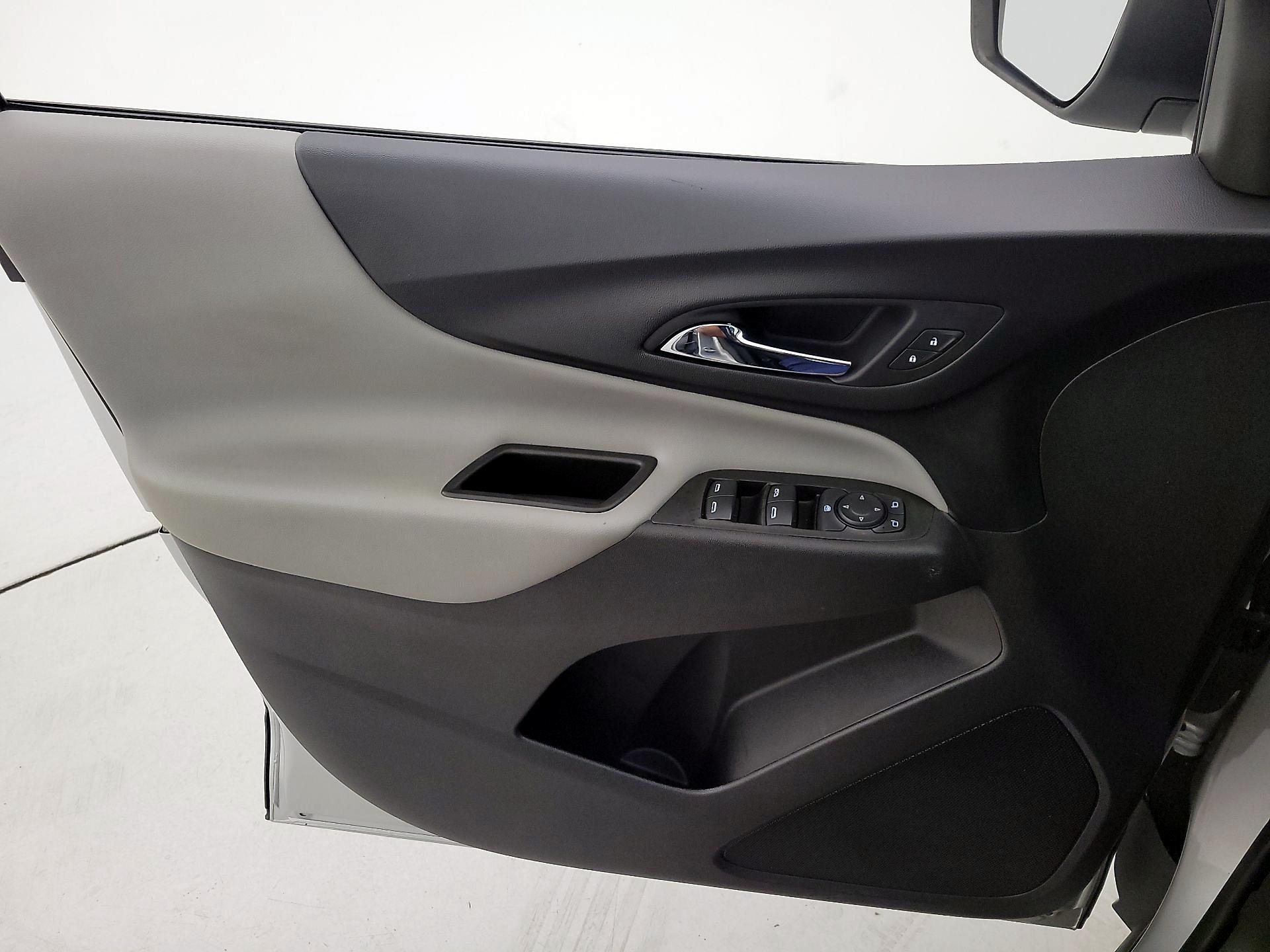 Thumbnail: 2021 Chevrolet Equinox - 12