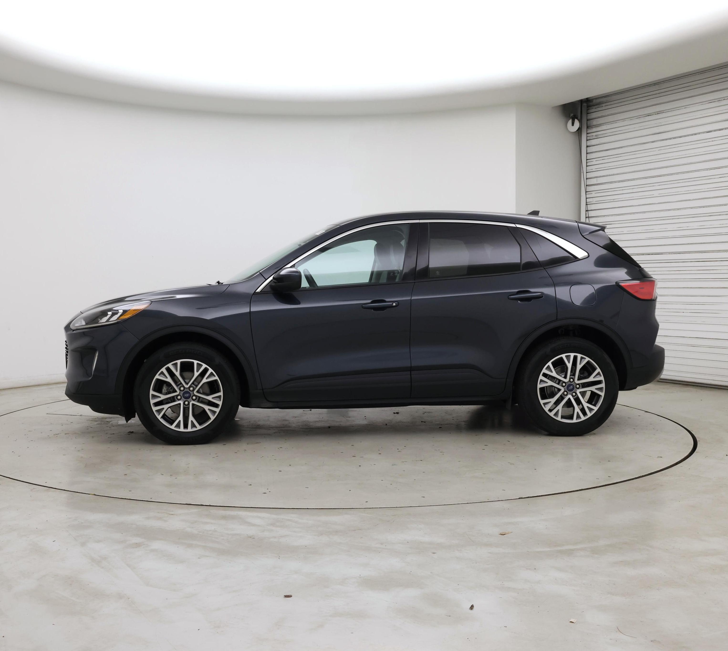 Thumbnail: 2022 Ford Escape - 3