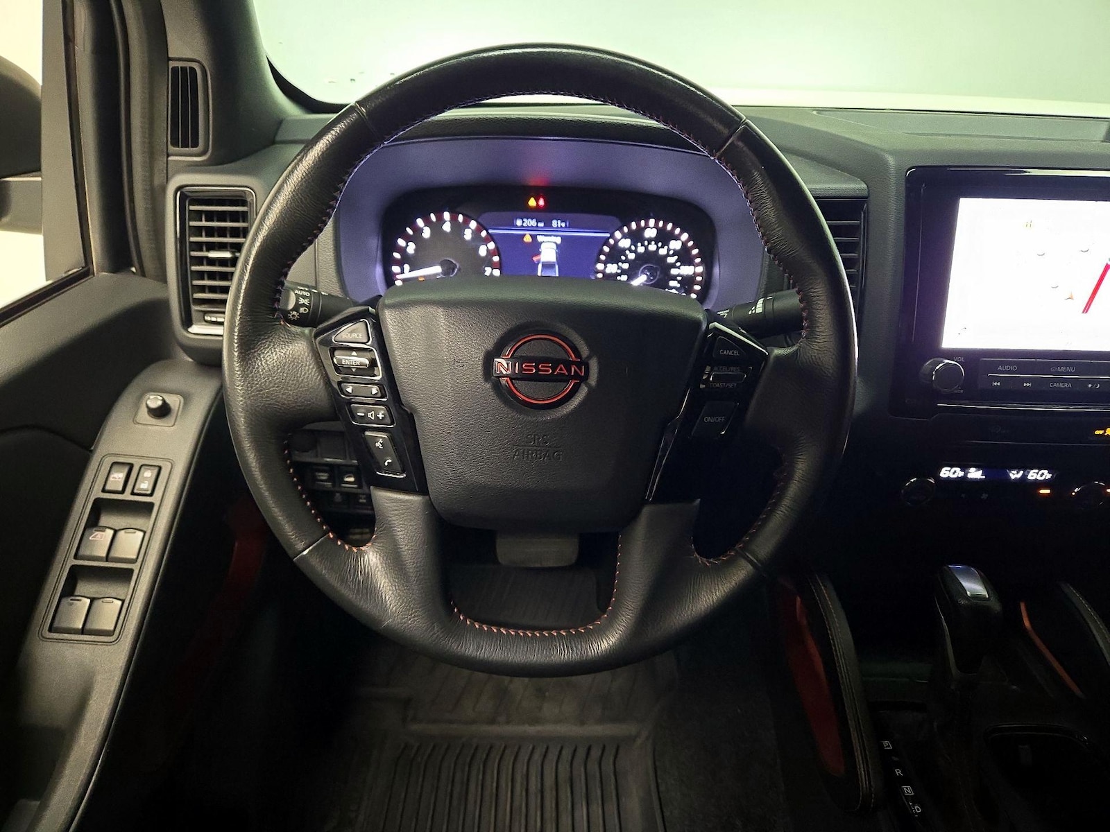 2024 Nissan Frontier PRO-4X - Photo 11