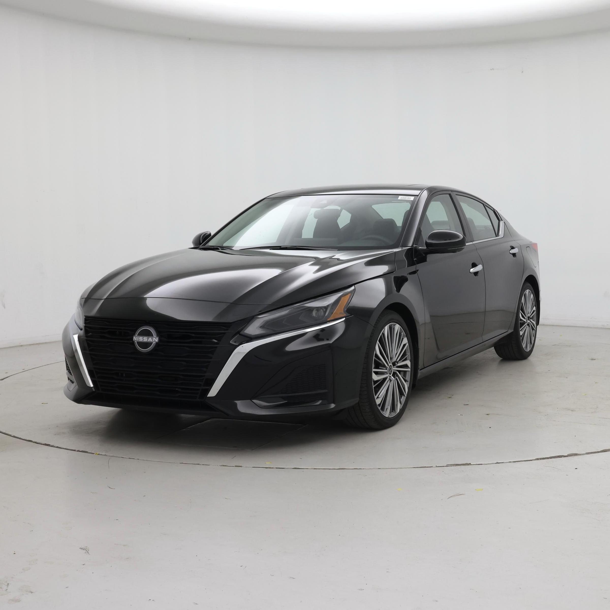 Thumbnail: 2025 Nissan Altima - 4