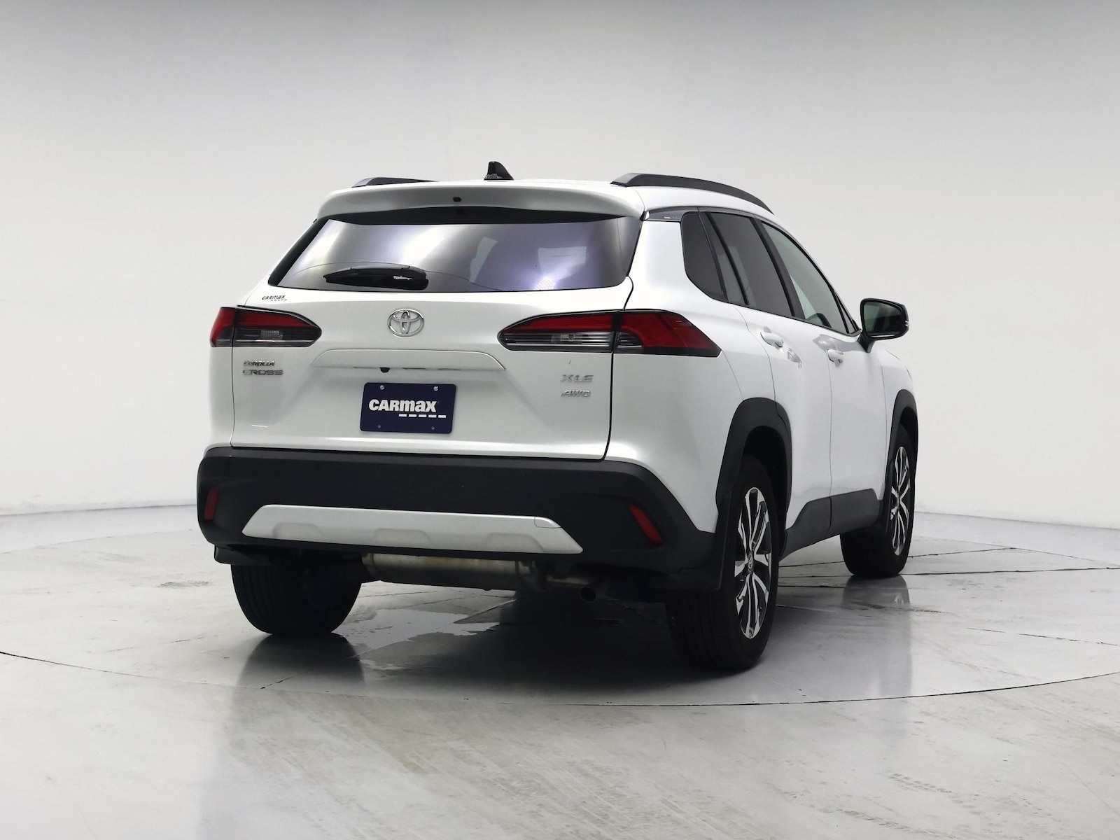 2025 Toyota Corolla Cross XLE - Photo 9