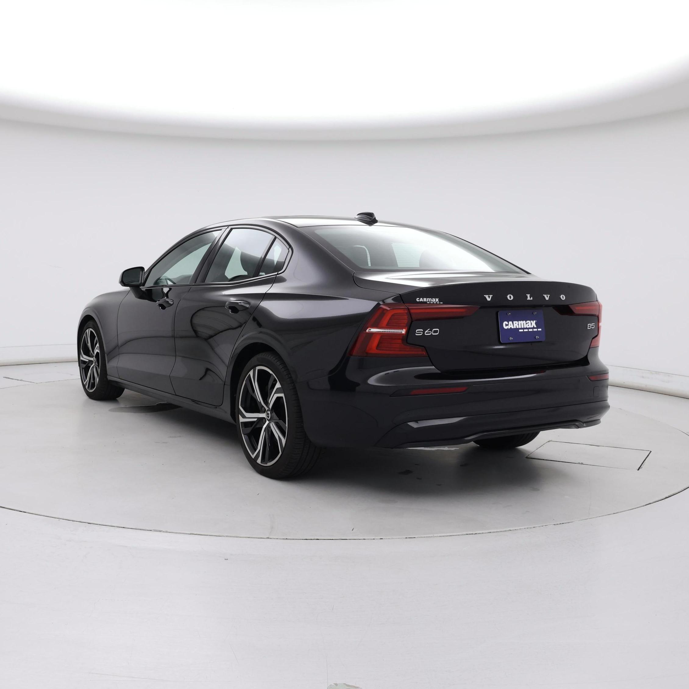 Thumbnail: 2024 Volvo S60 - 2