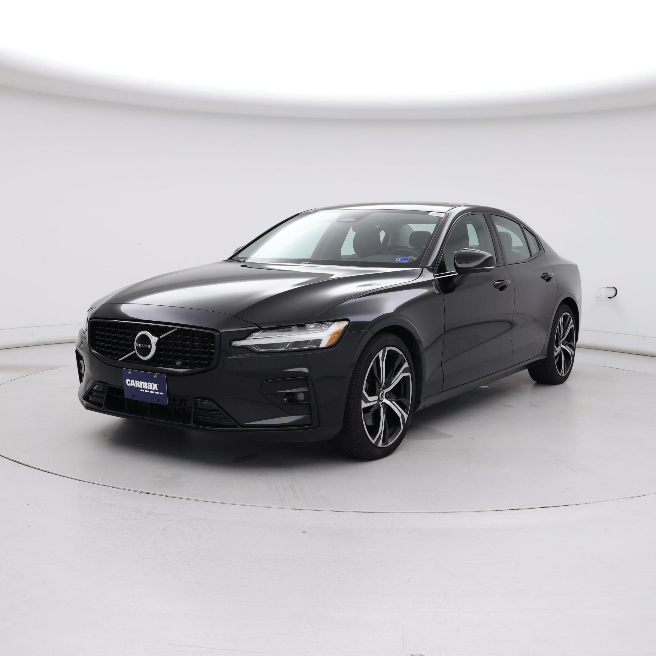 Thumbnail: 2024 Volvo S60 - 4