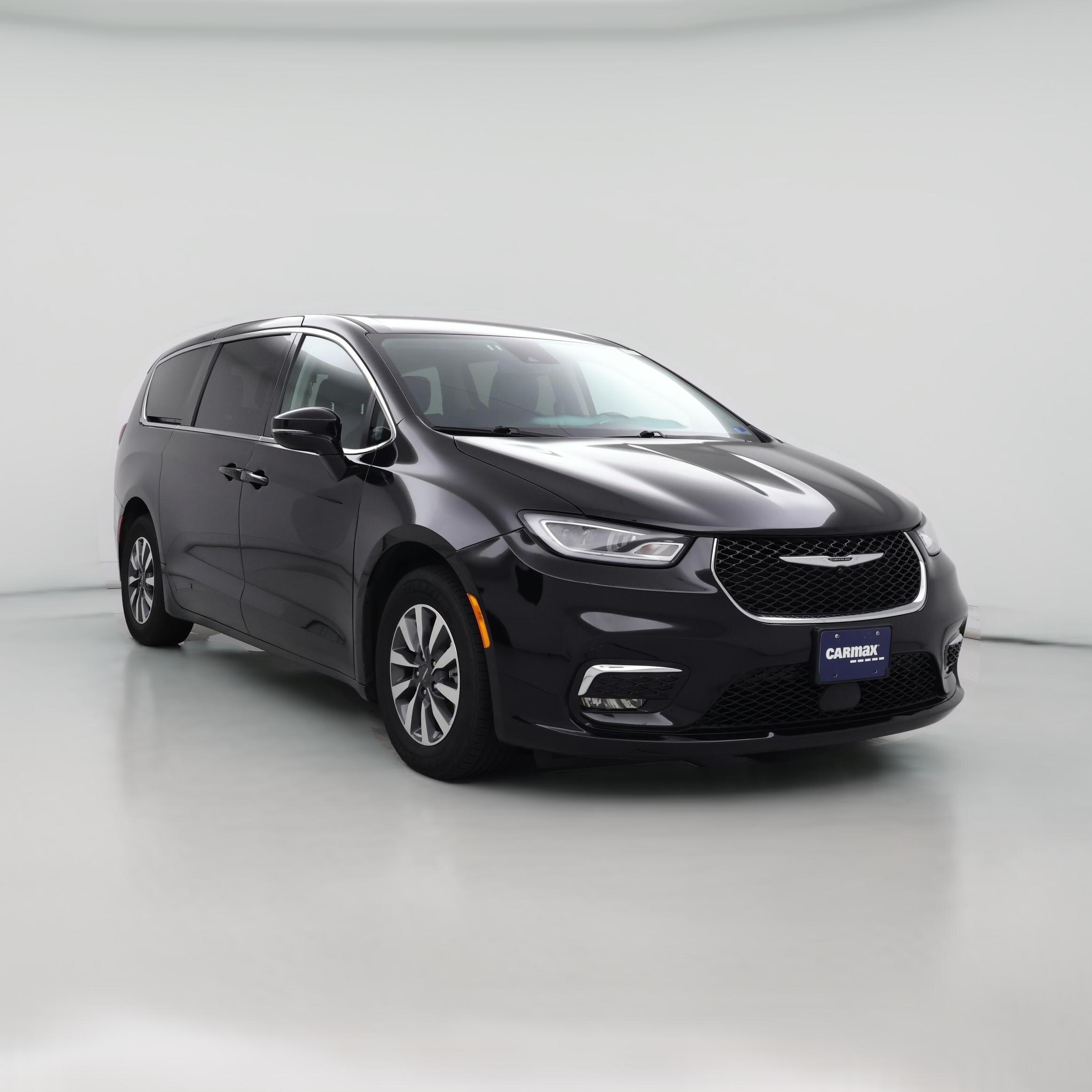 Thumbnail: 2024 Chrysler Pacifica - 1