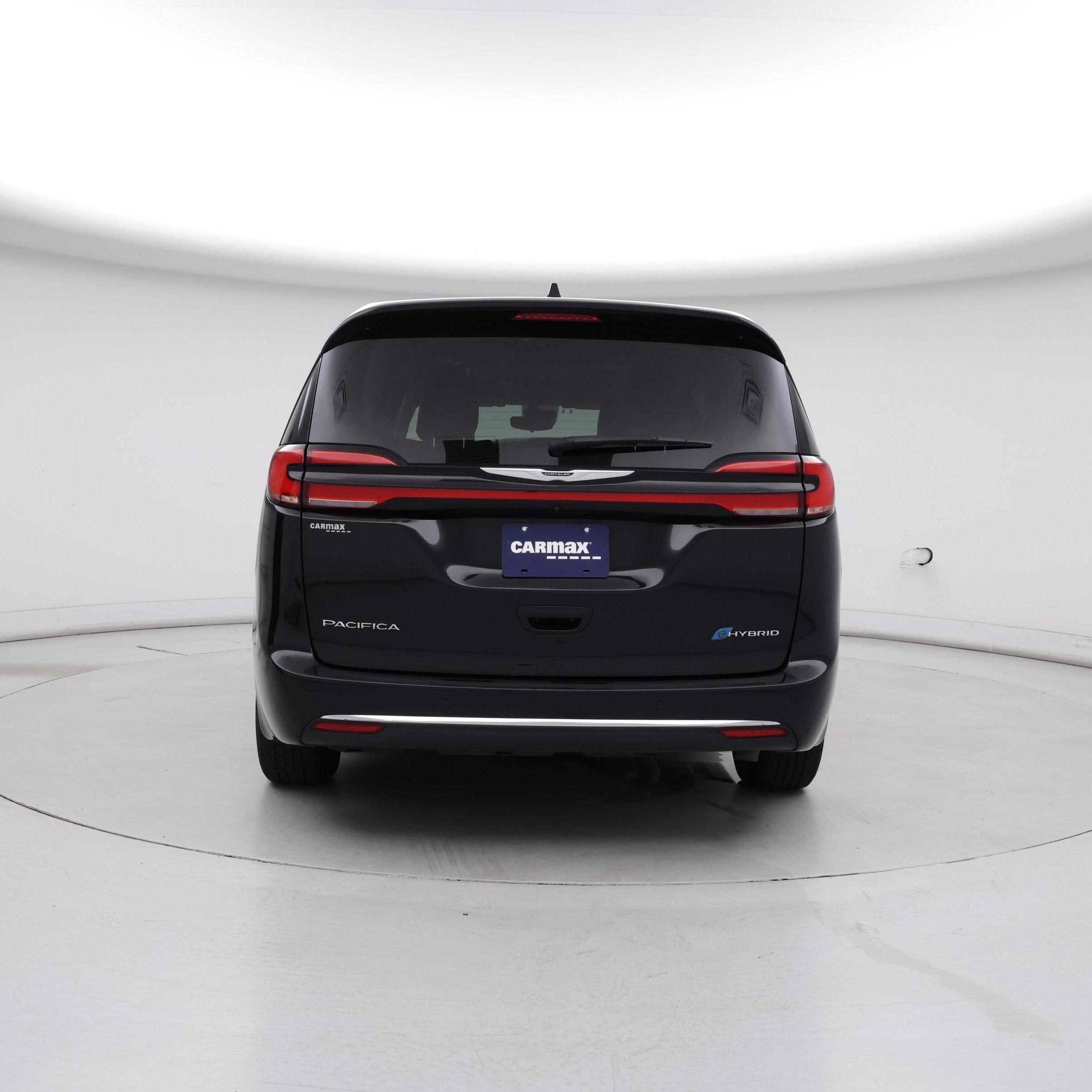 Thumbnail: 2024 Chrysler Pacifica - 6