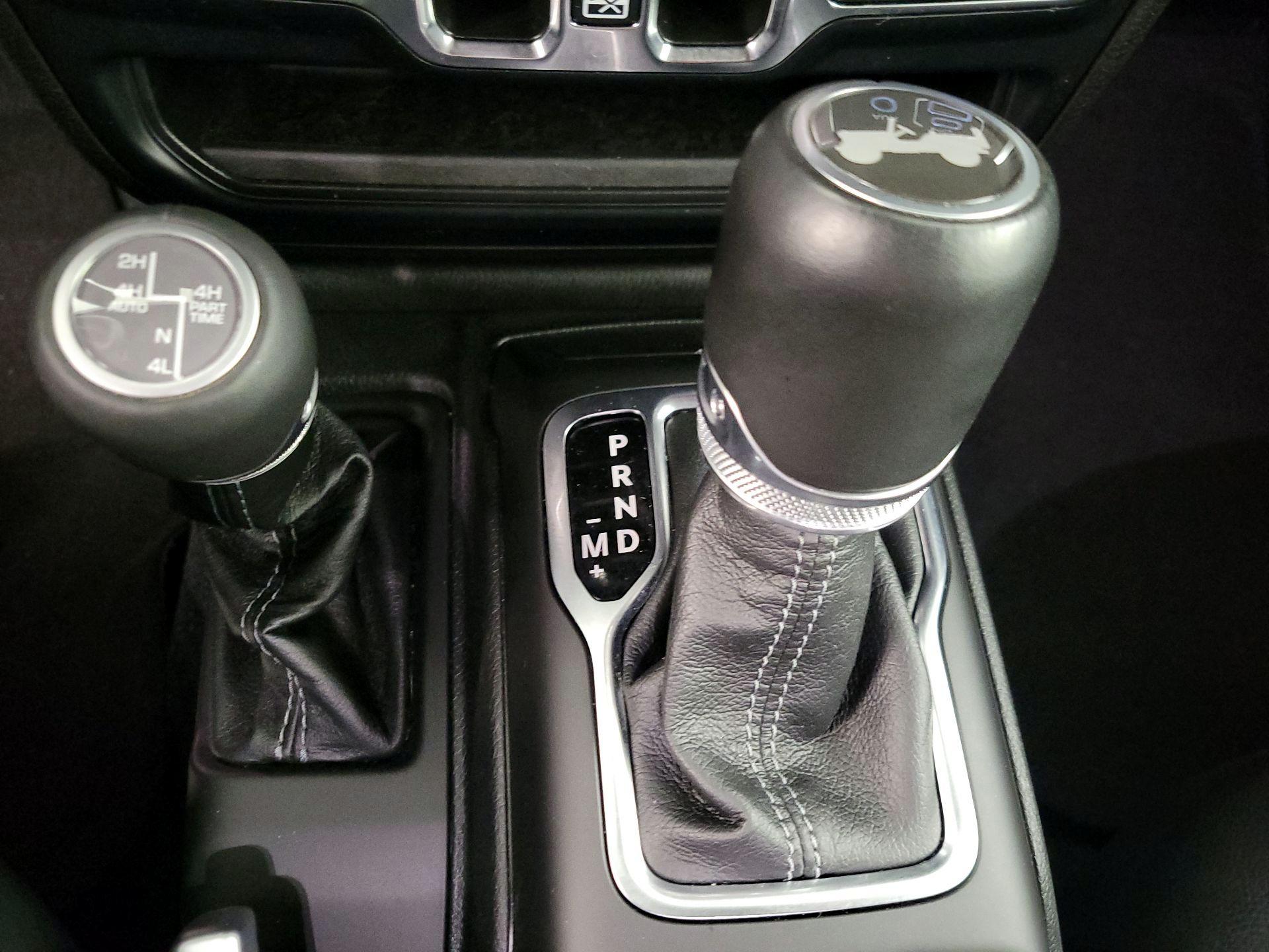 Thumbnail: 2024 Jeep Wrangler - 17