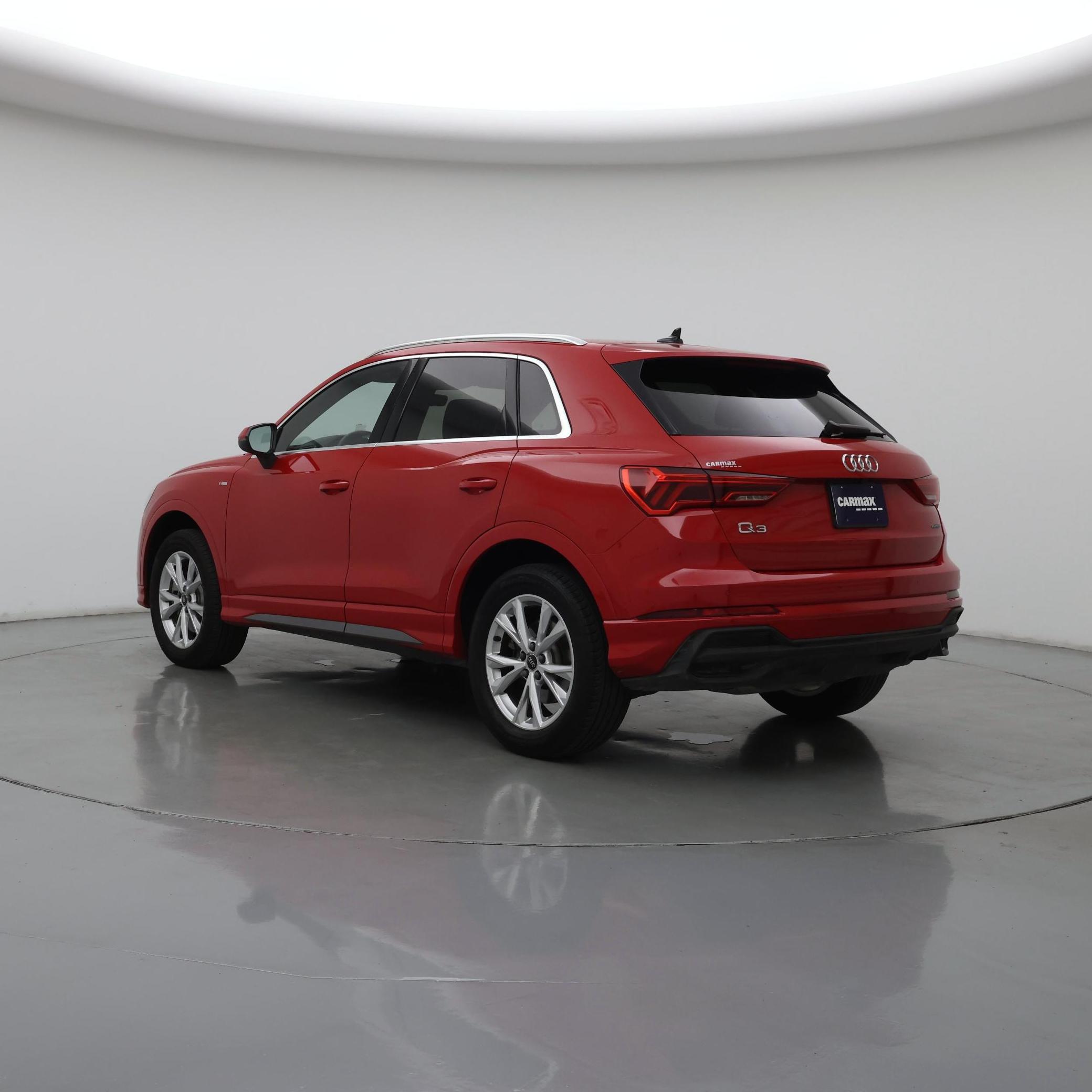 Thumbnail: 2025 Audi Q3 - 2