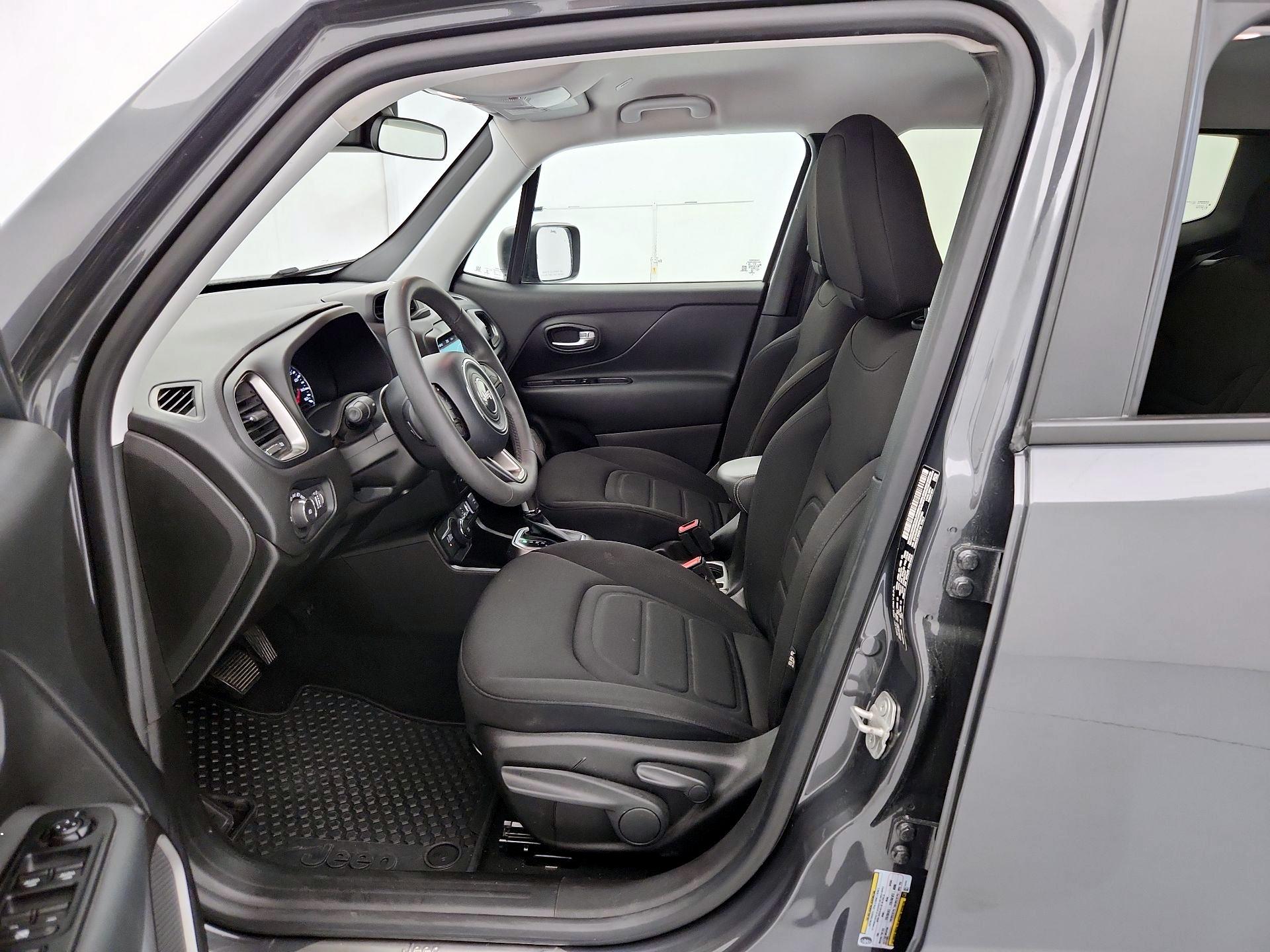 Thumbnail: 2022 Jeep Renegade - 11