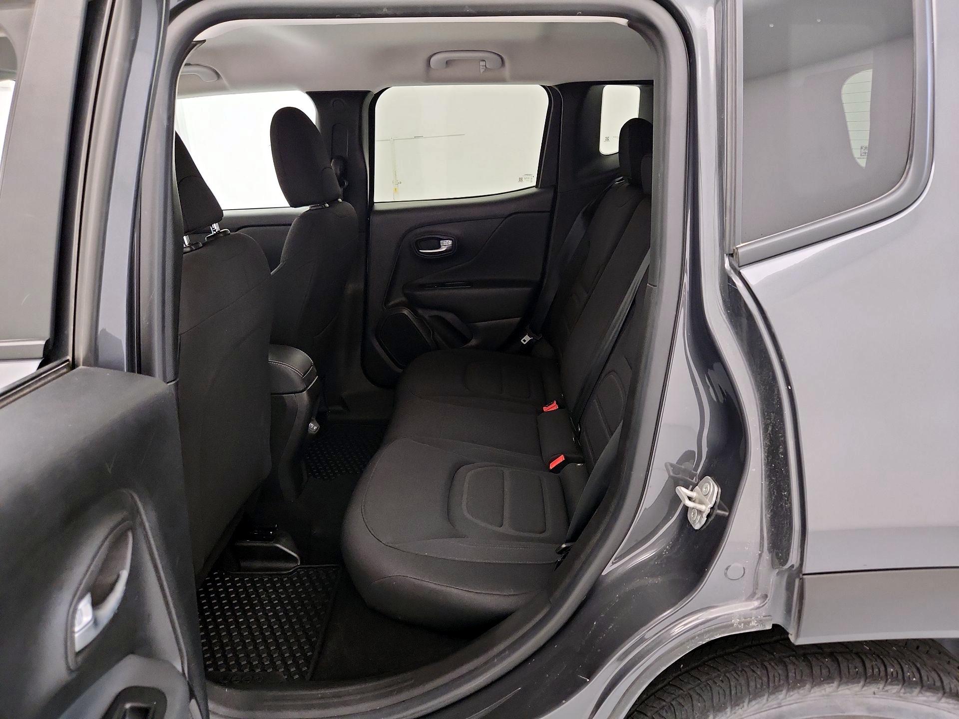 Thumbnail: 2022 Jeep Renegade - 20