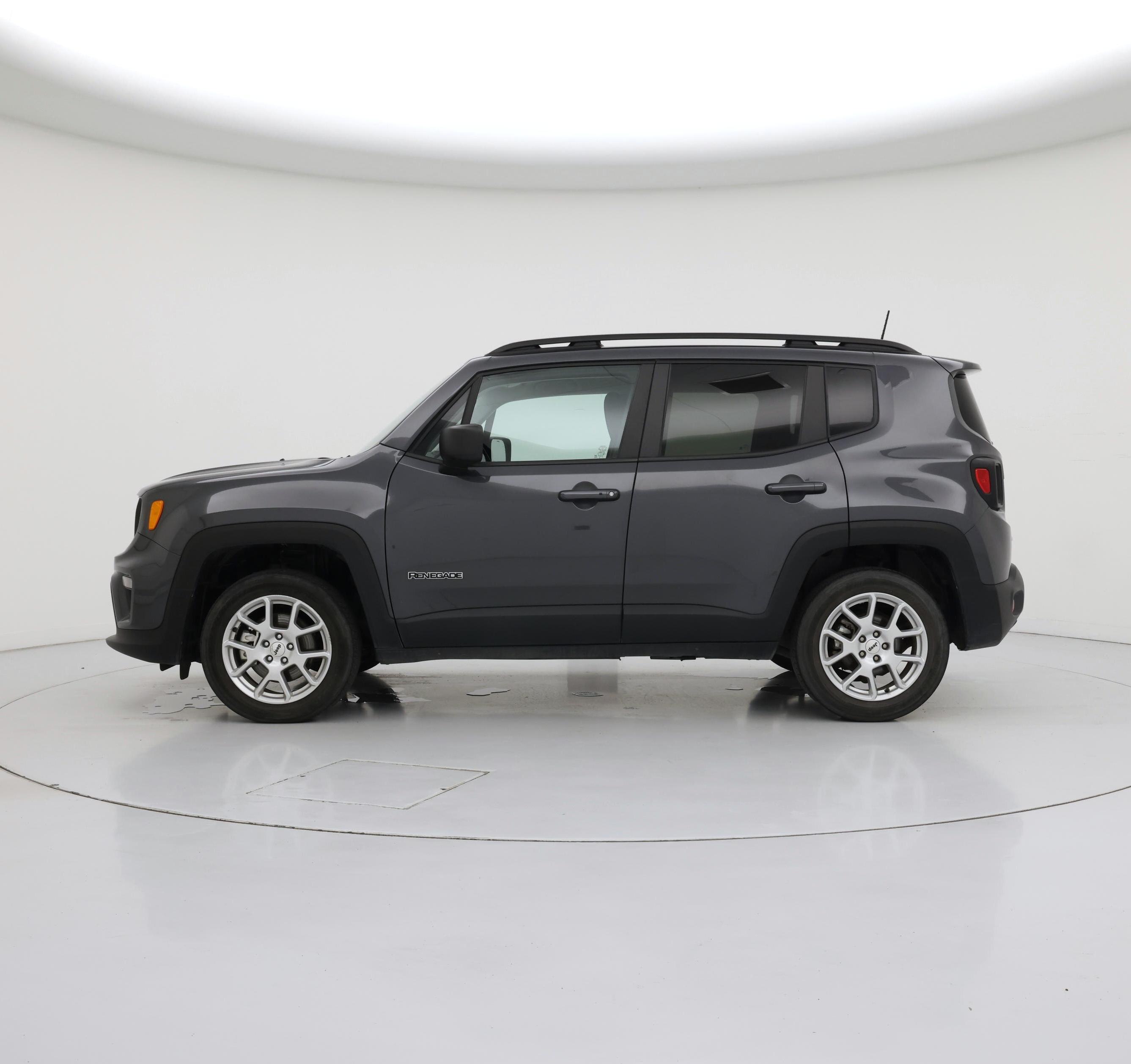 Thumbnail: 2022 Jeep Renegade - 3