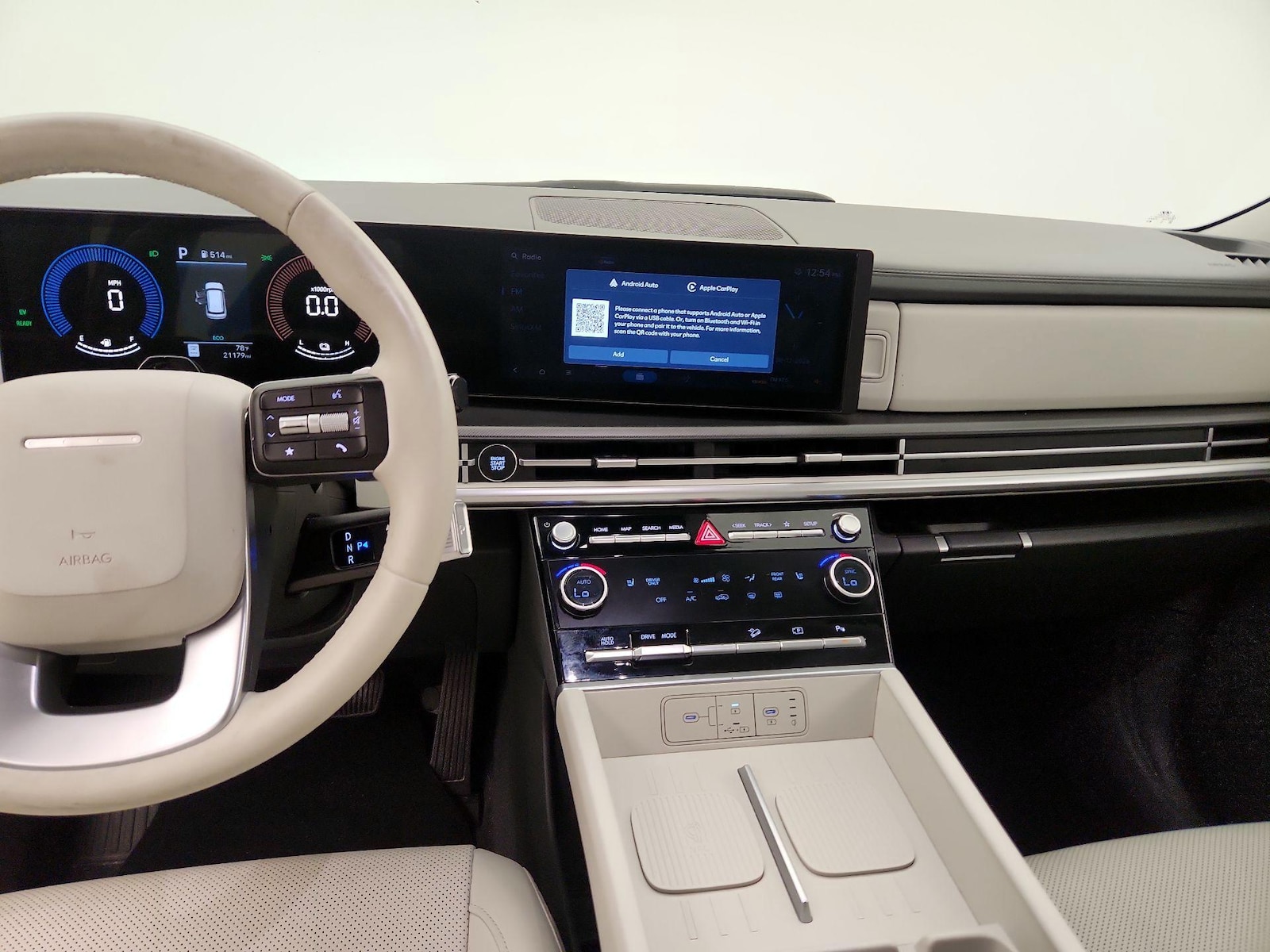2025 Hyundai Santa Fe SEL - Photo 10