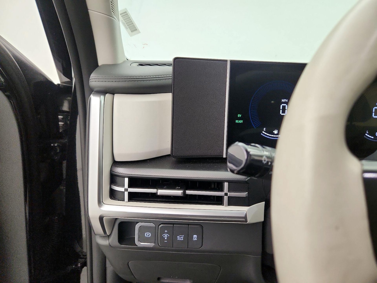 2025 Hyundai Santa Fe SEL - Photo 14