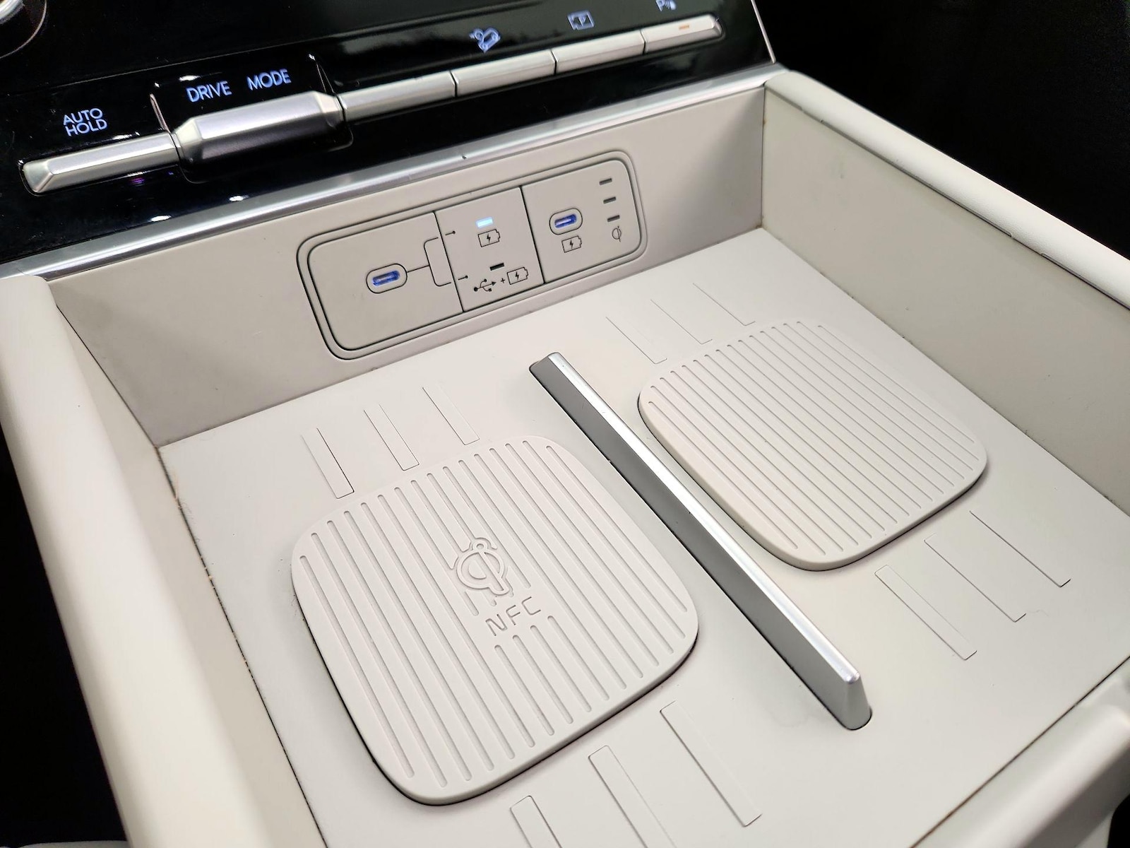 2025 Hyundai Santa Fe SEL - Photo 19