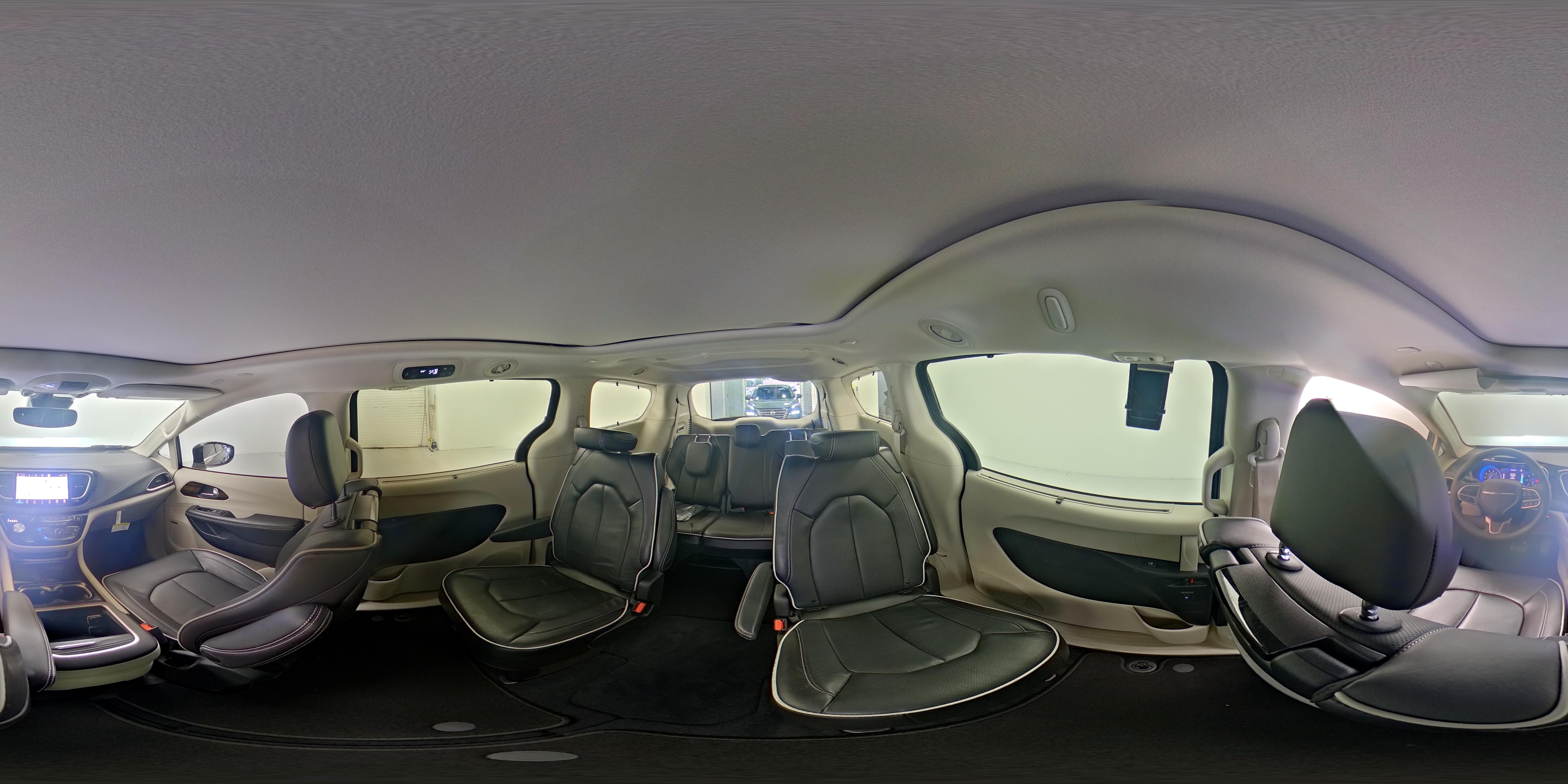 2023 Chrysler Pacifica Limited - Photo 25