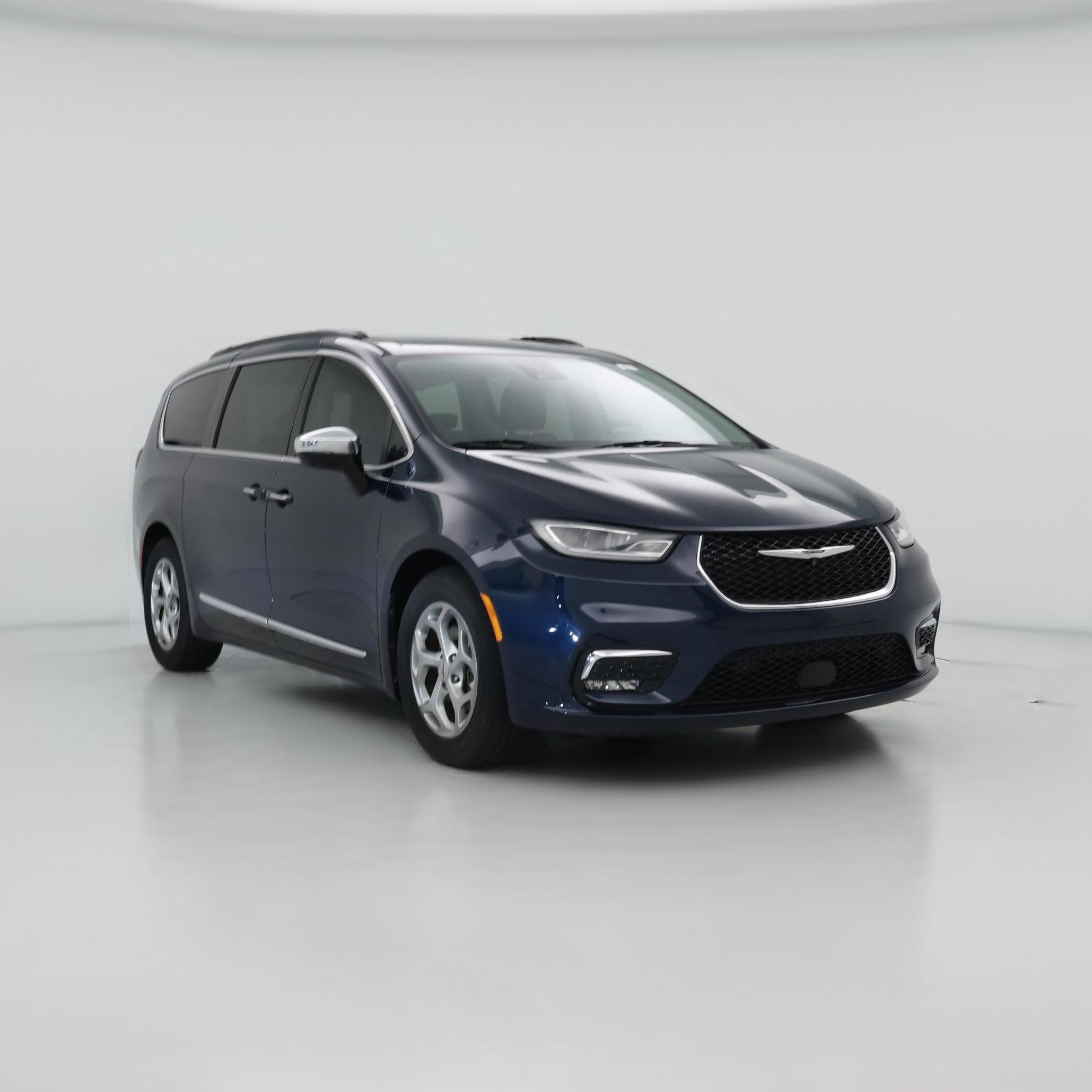 Thumbnail: 2023 Chrysler Pacifica - 1