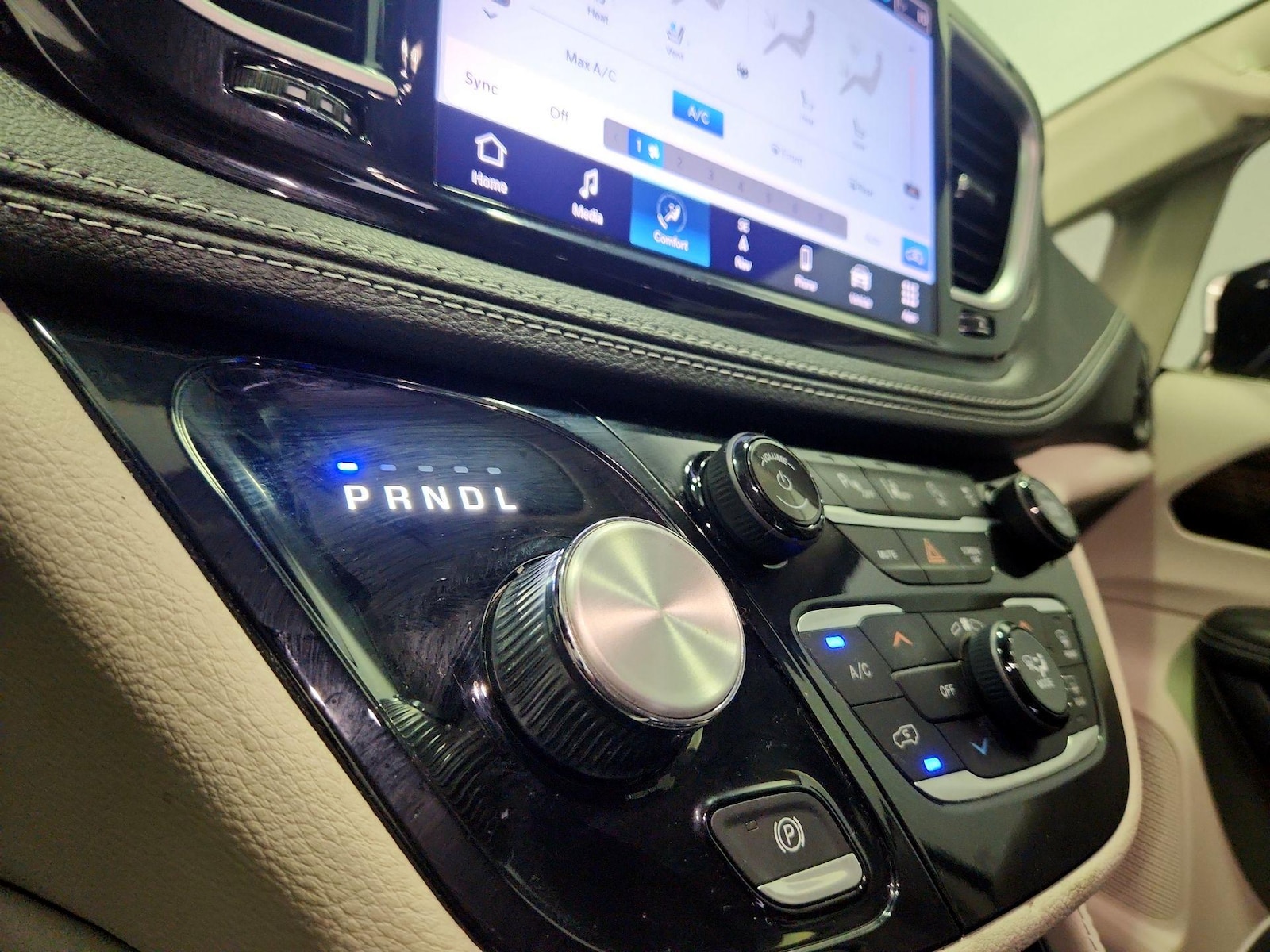 2023 Chrysler Pacifica Limited - Photo 18